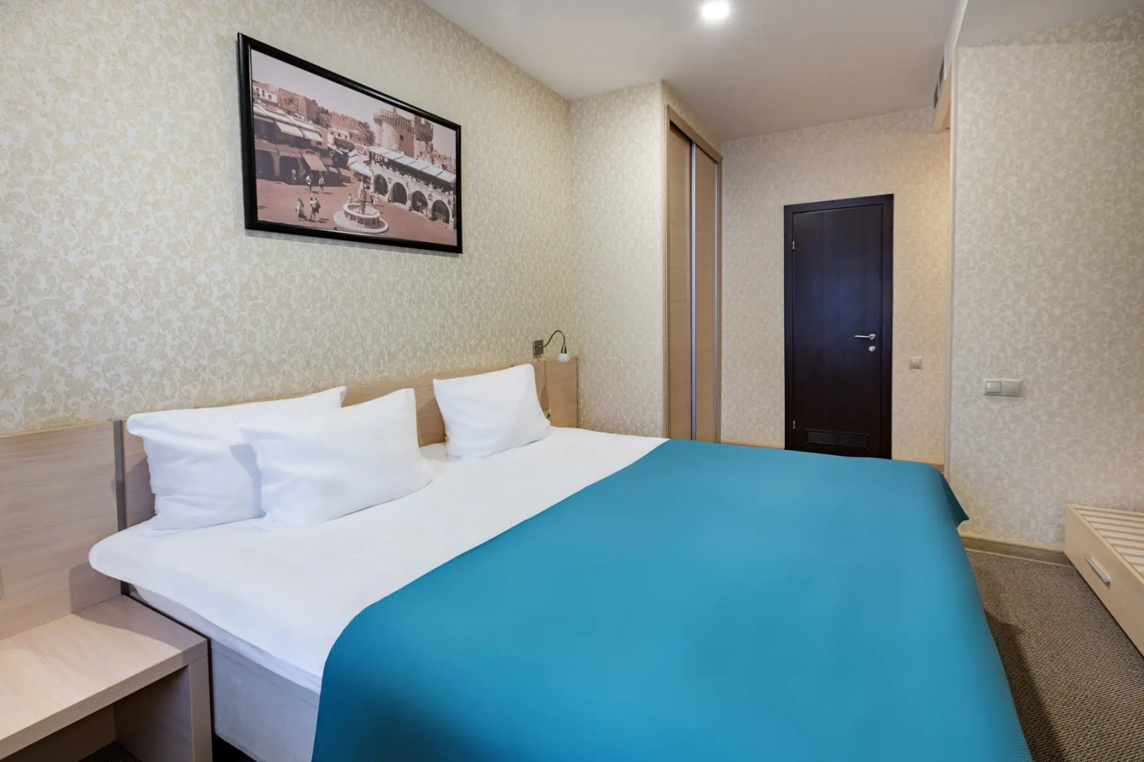 Diplomat Business Hotel