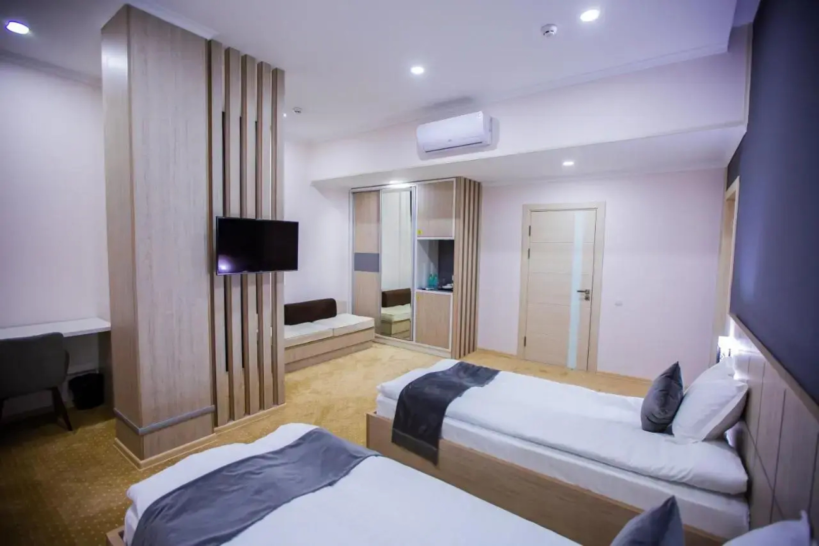 Art Regency Premium