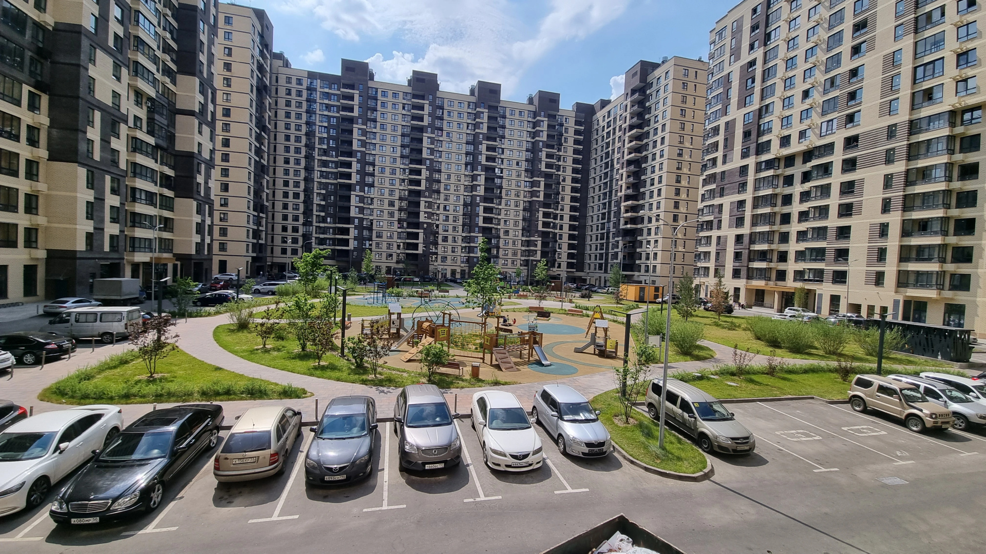 Квартира  Астрахова 5А Зона Кофморта