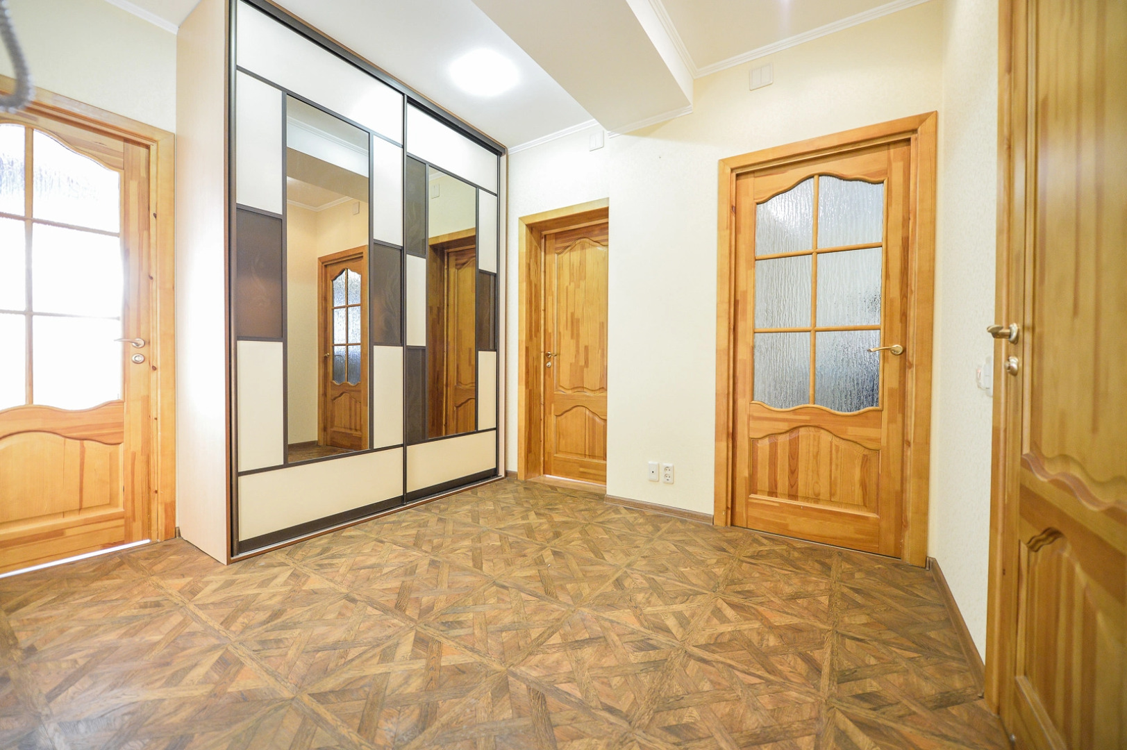 Апартаменты Пять Звёзд Большая Квартира