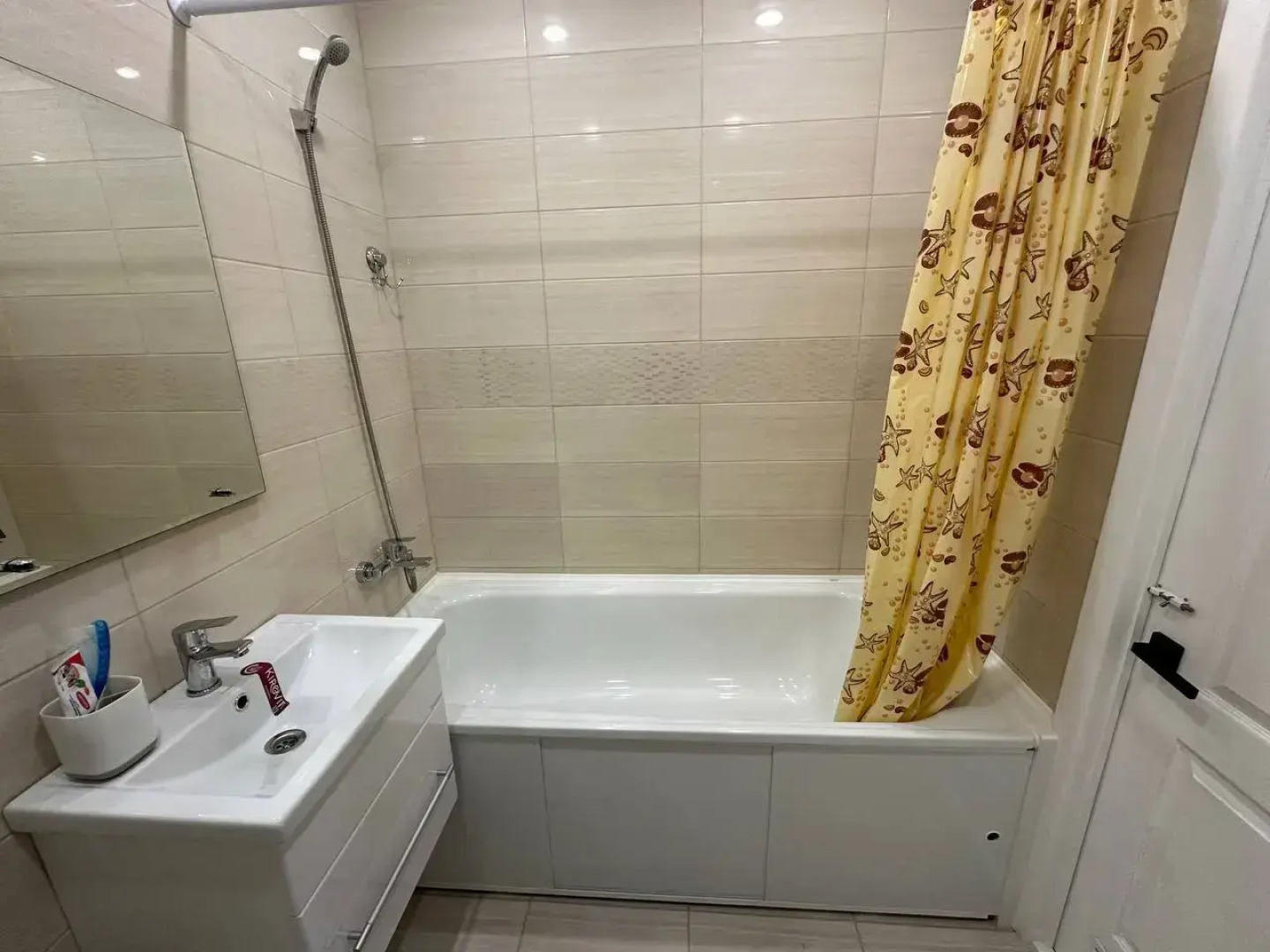 Квартира Бульвар Молодежи 11