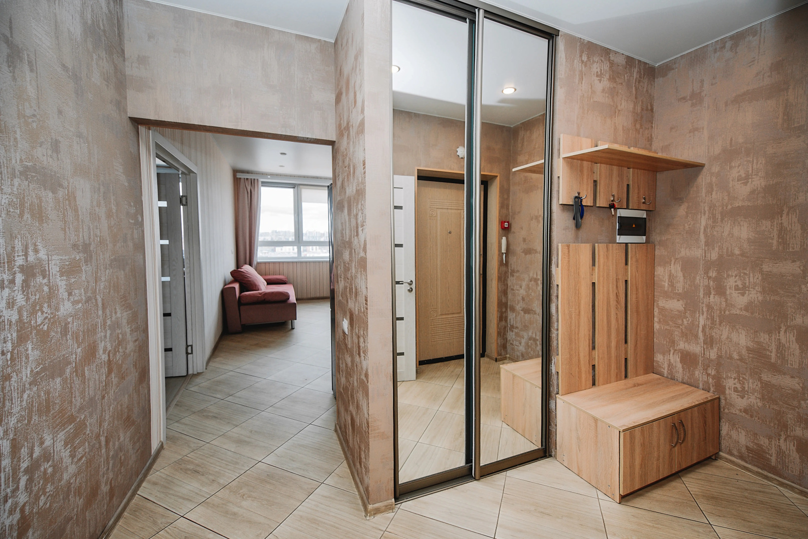 Апартаменты рядом с ТЦ Премьер и автовокзалом