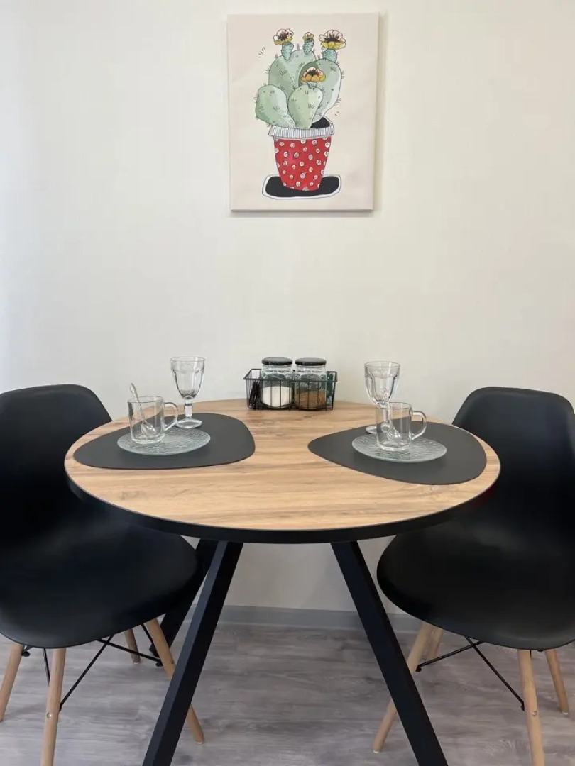 Апартаменты 5 красно-зеленые