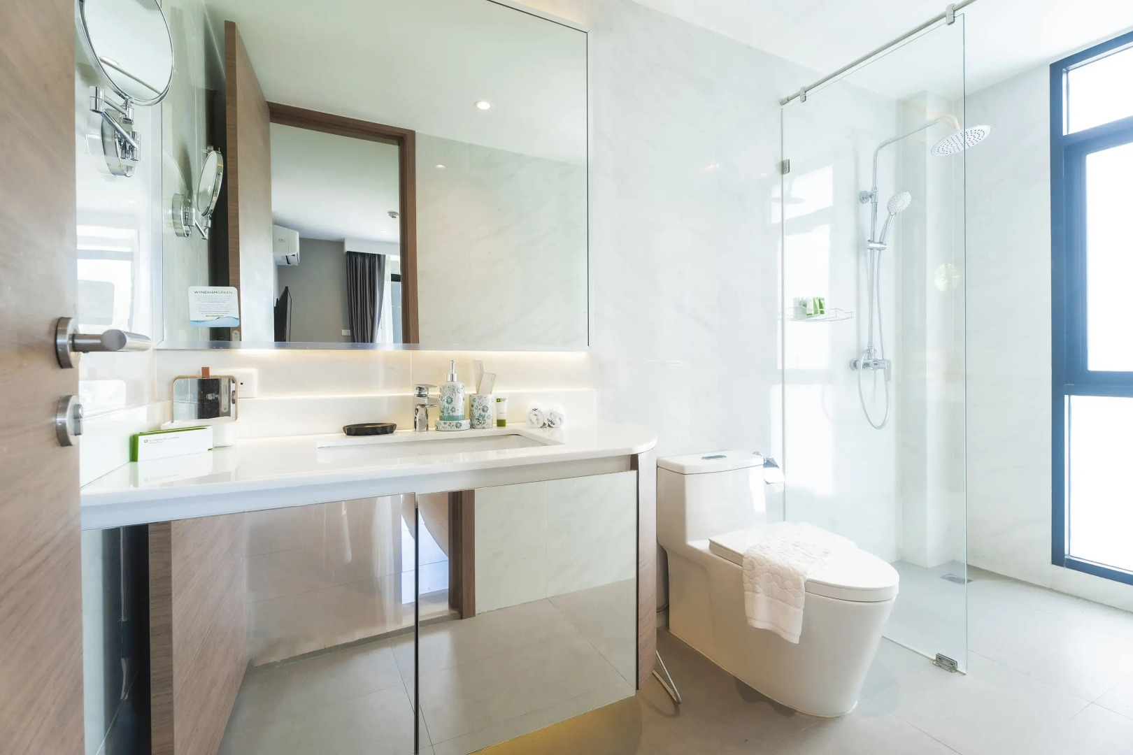 Апартаменты Beachfront 1501 br at Wyndham Naithon Phuket