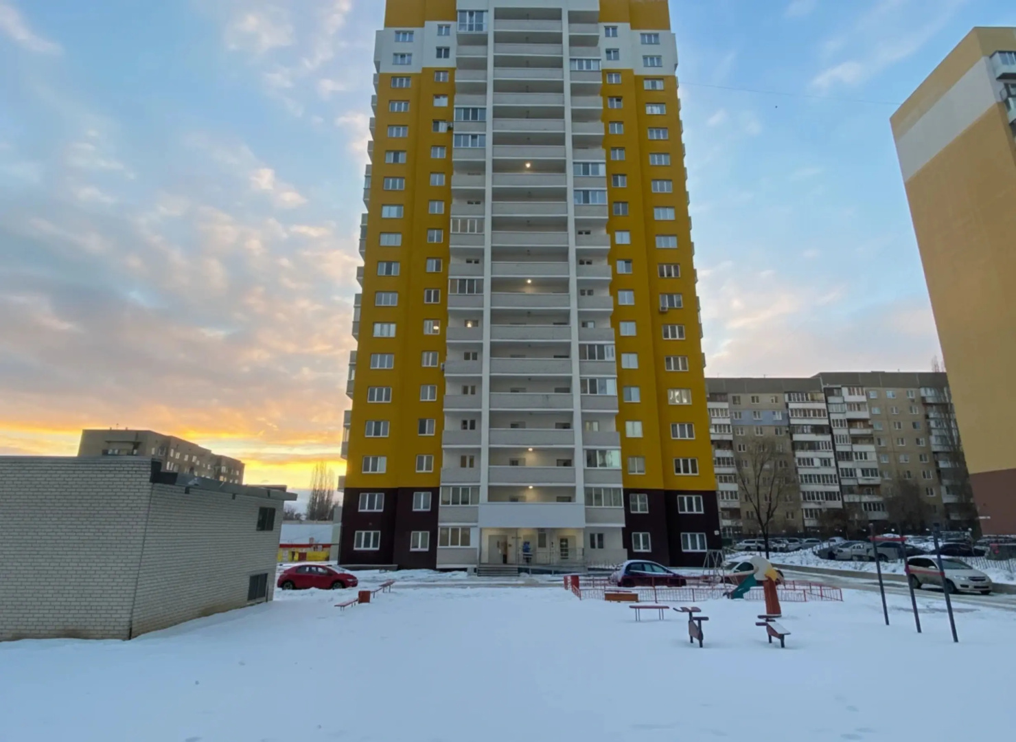 Квартира новая рядом с выездом из города