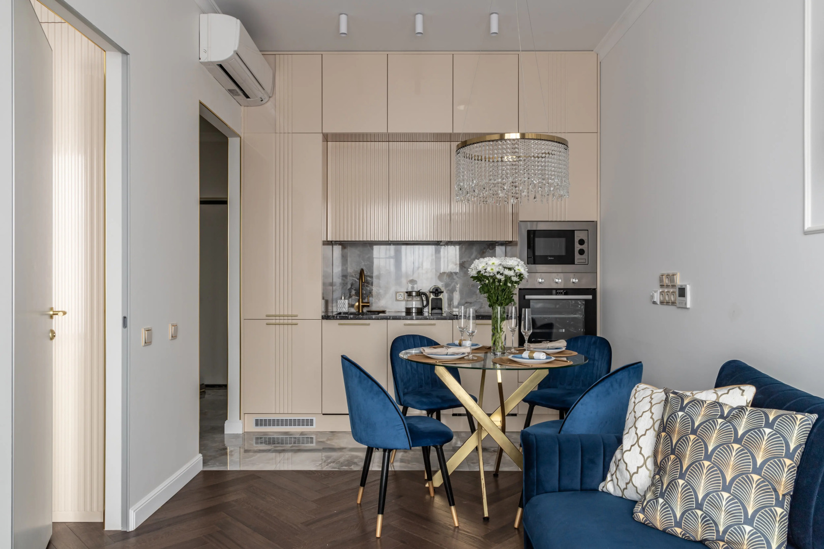 Апартаменты Comfort & Relax Home in Silver fountain 1