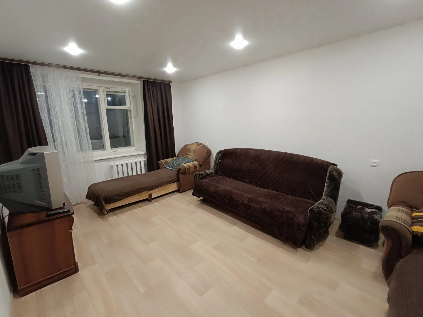 Квартира Двухкомнатная 50 лет ВЛКСМ,д33