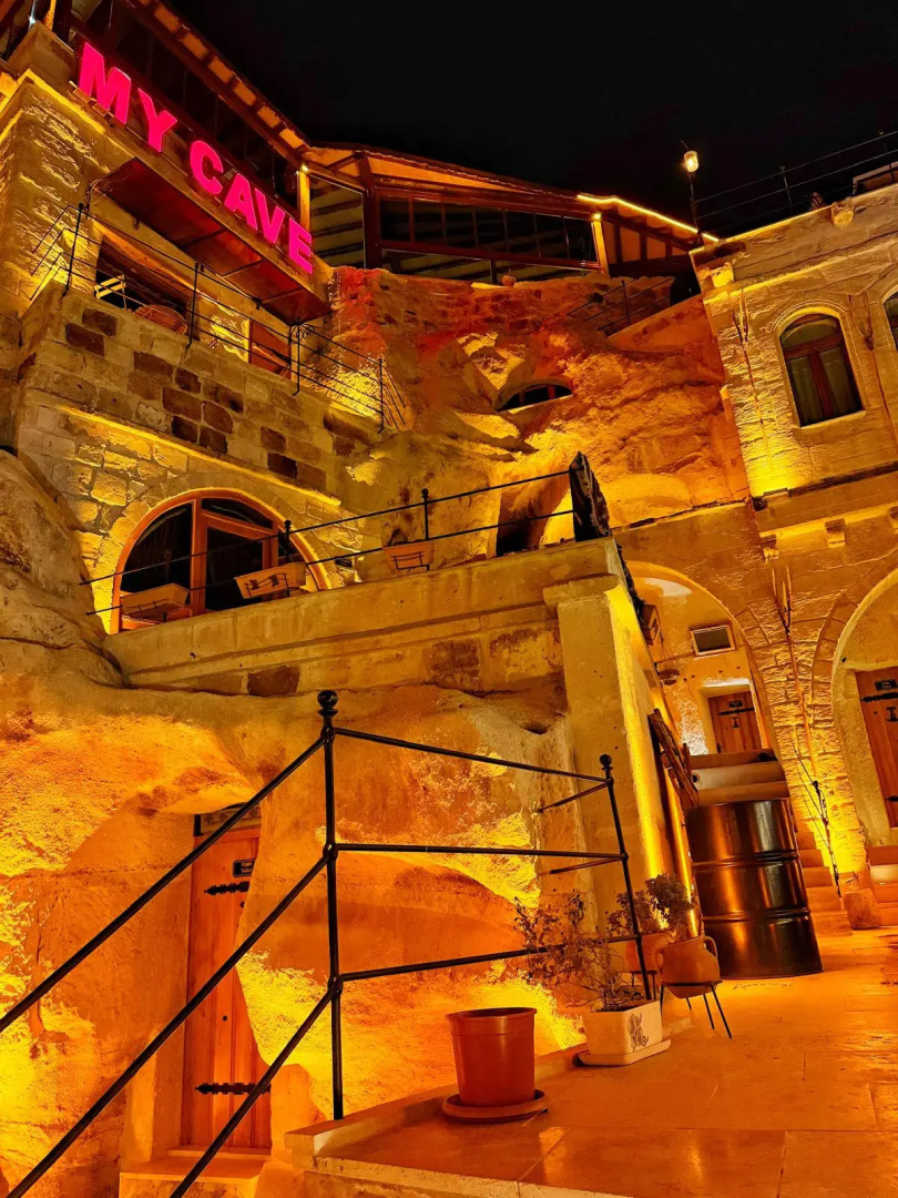 My Cave Suites