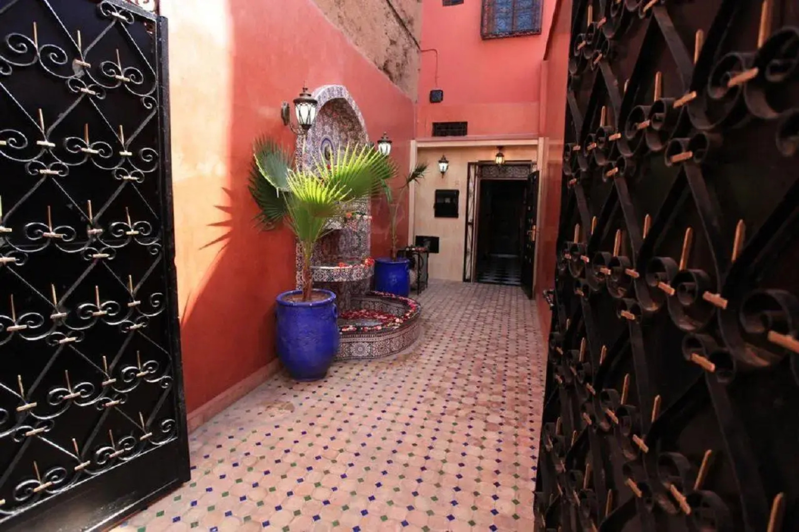 Отель Riad Fatouma