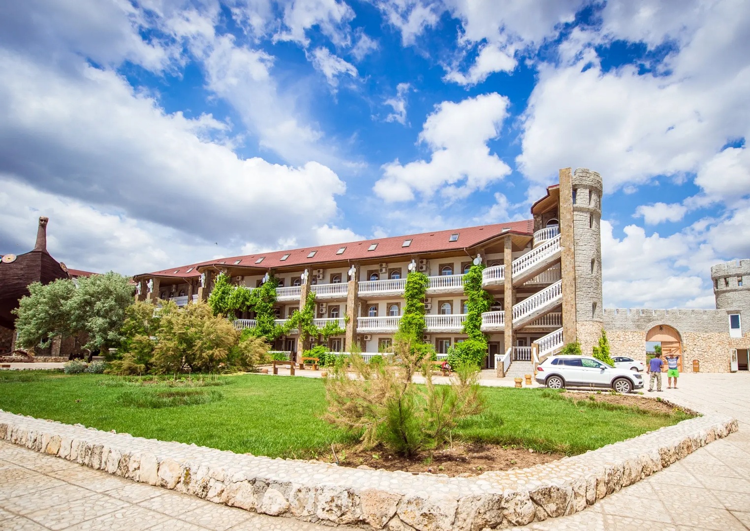Zamok Viking Hotel