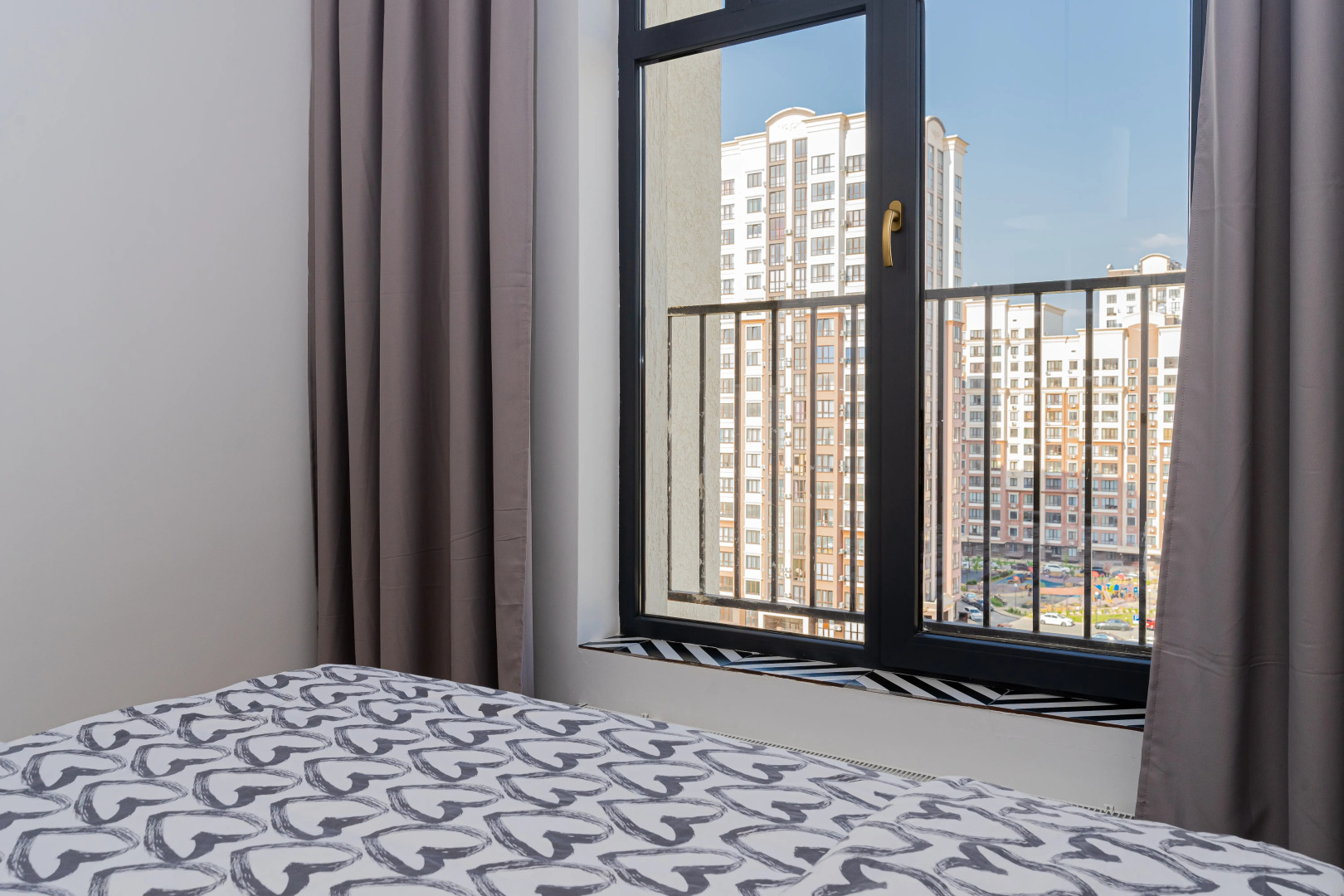 Квартира ЛЮКС Посуточно в ЖК Жигулина Роща