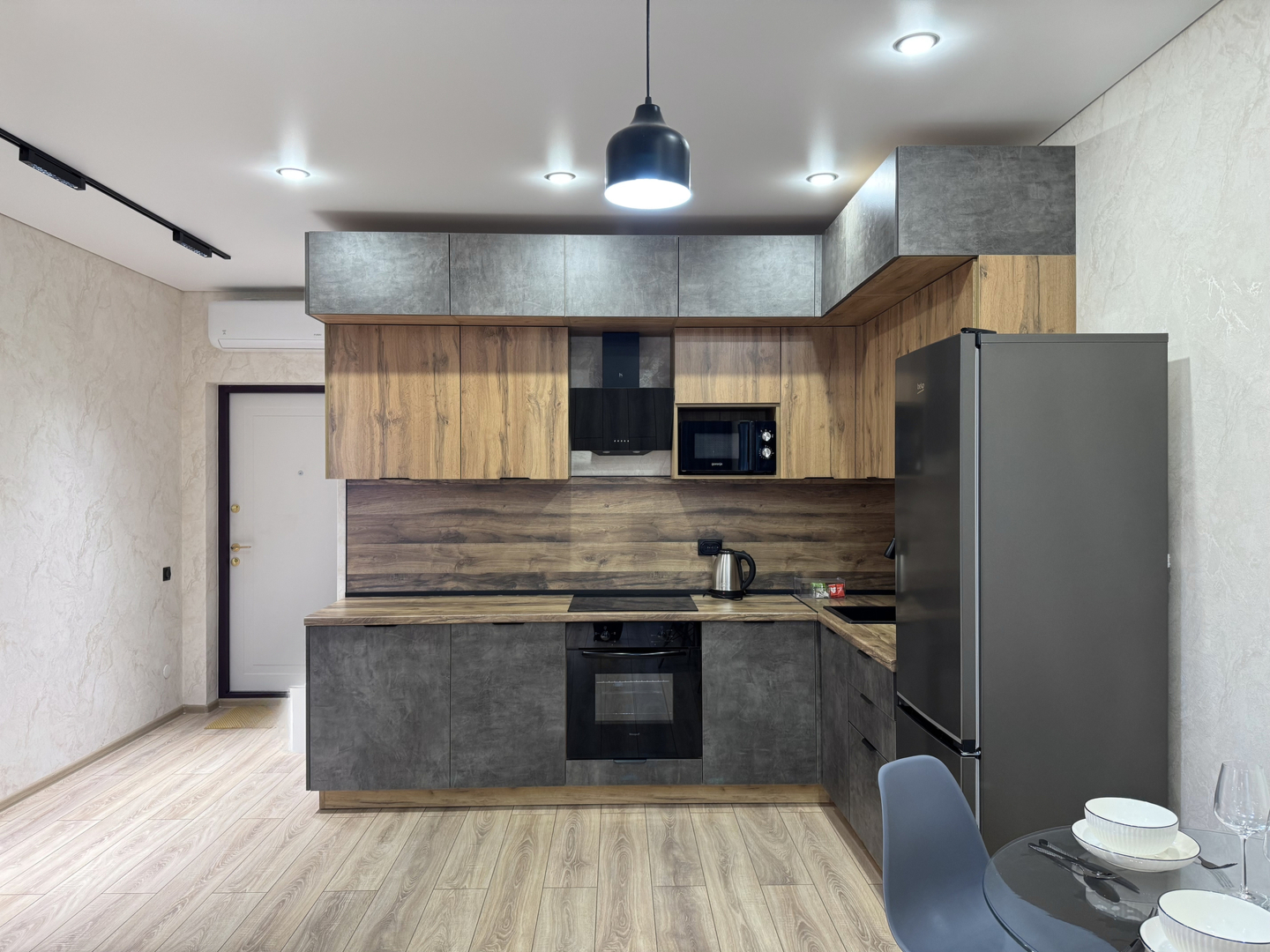 Апартаменты Atmosfera Sna у Жд Вокзала в Стильном Провансе