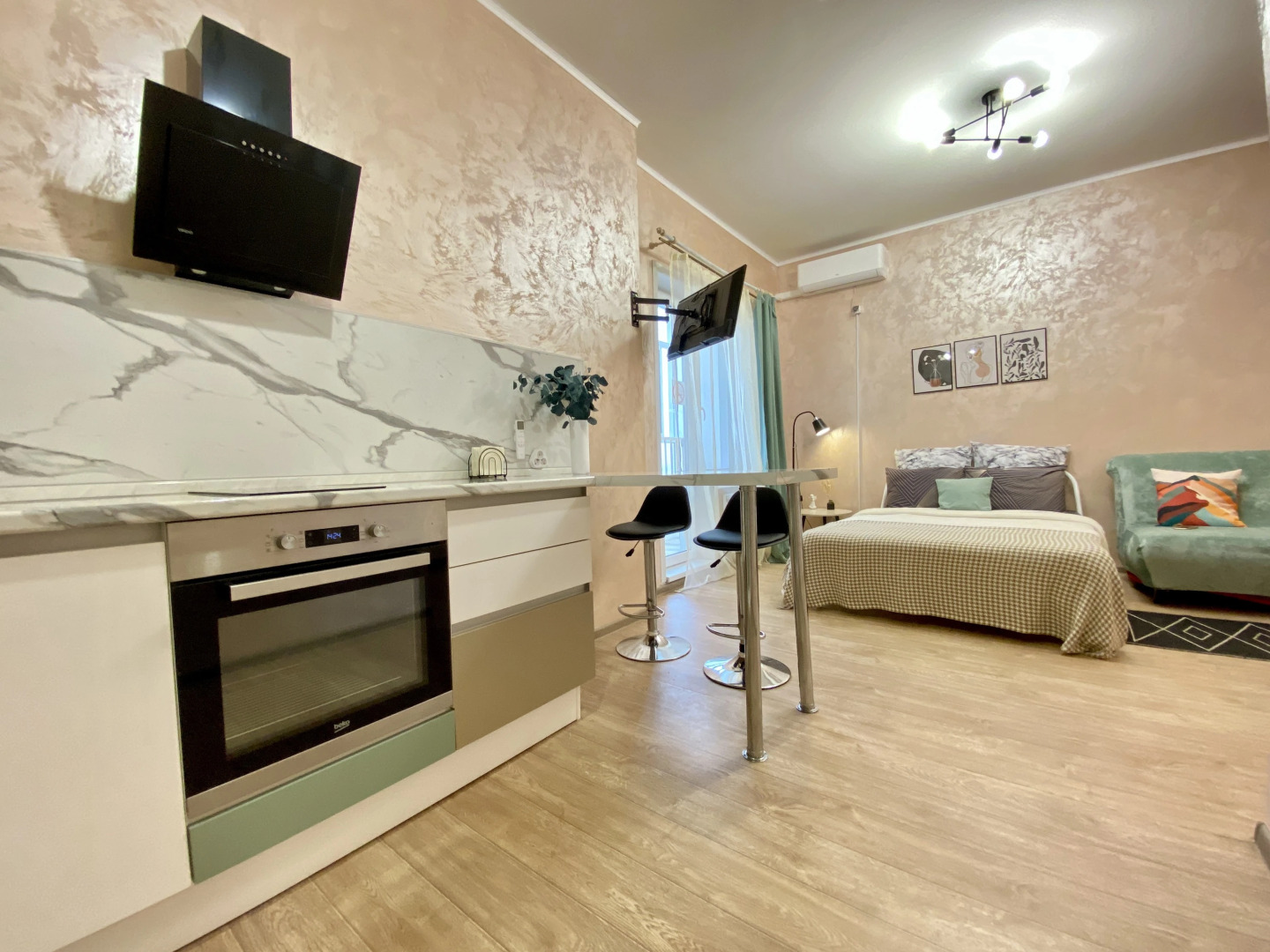 Квартира на 25 этаже с красивым видом на город