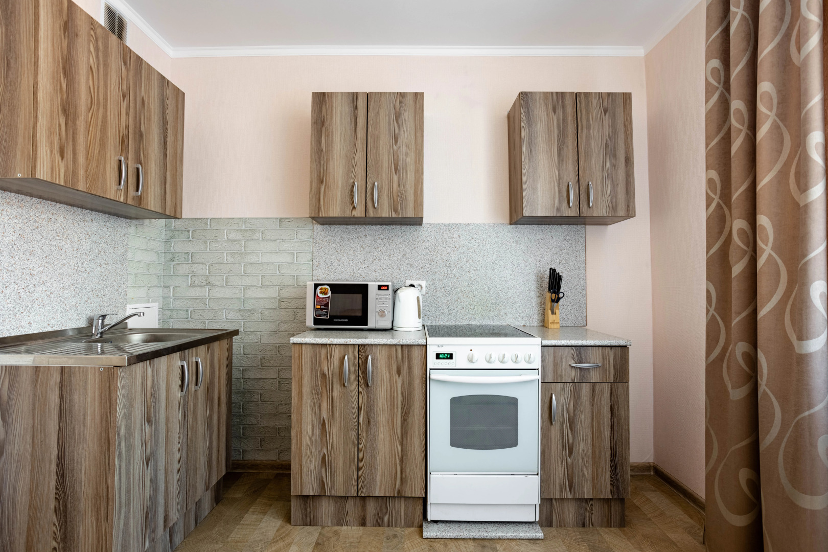 Квартира 1ка Nevabed в Металлострое На Садовой