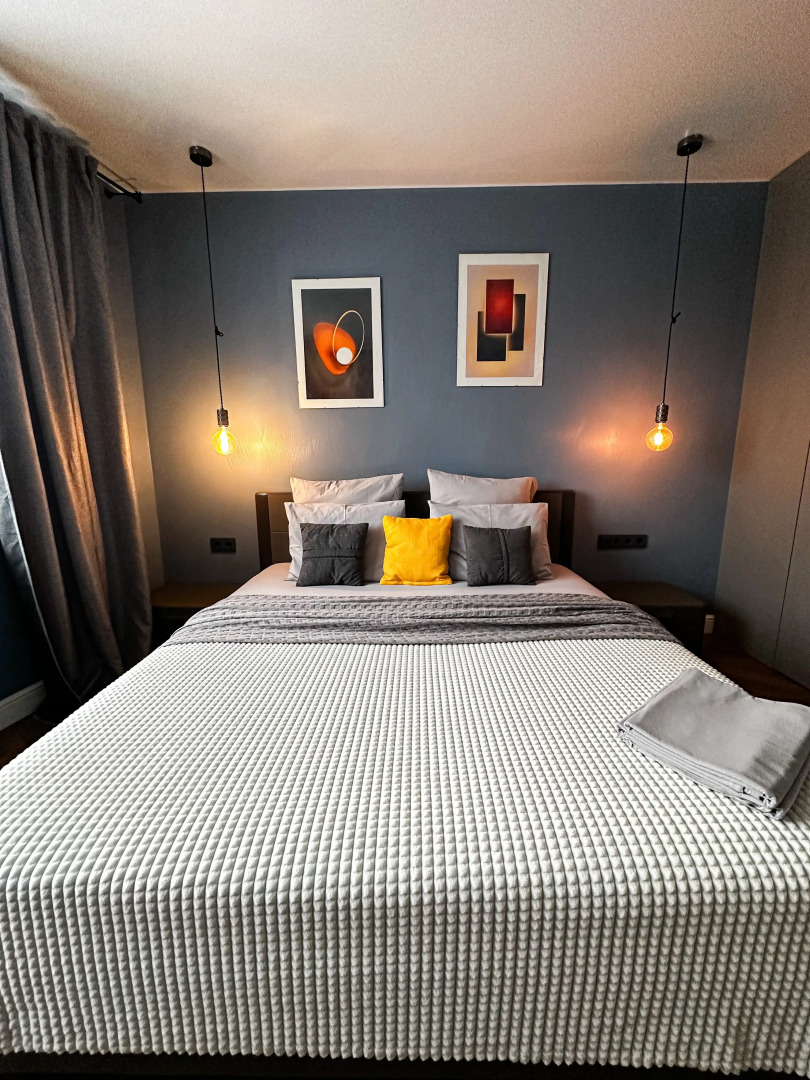 Апартаменты GEOMETRY - Просторная квартира с панорамным видом на реку в центре