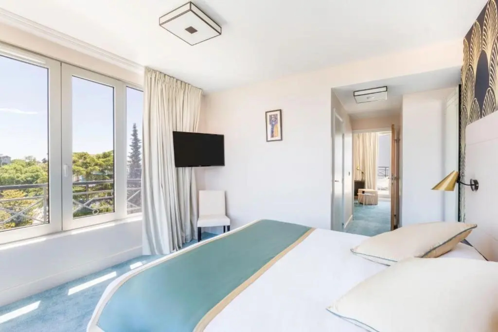 Отель Best Western Journel Antibes