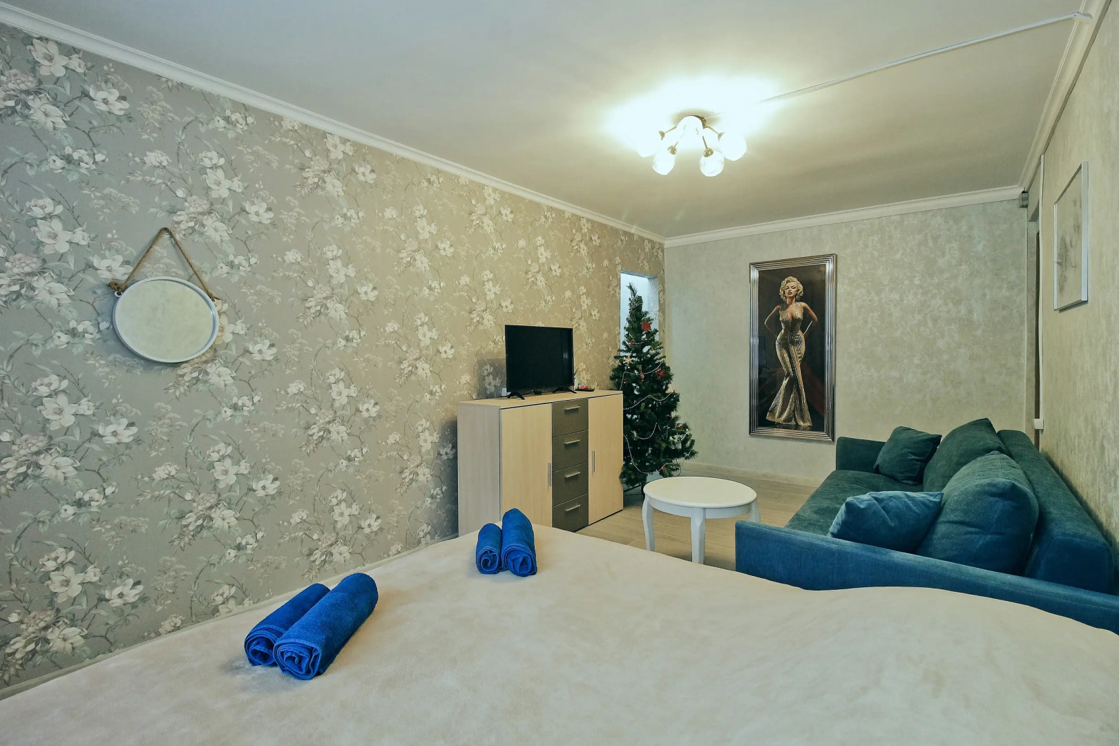 Апартаменты Двухкомнатная квартира в центре