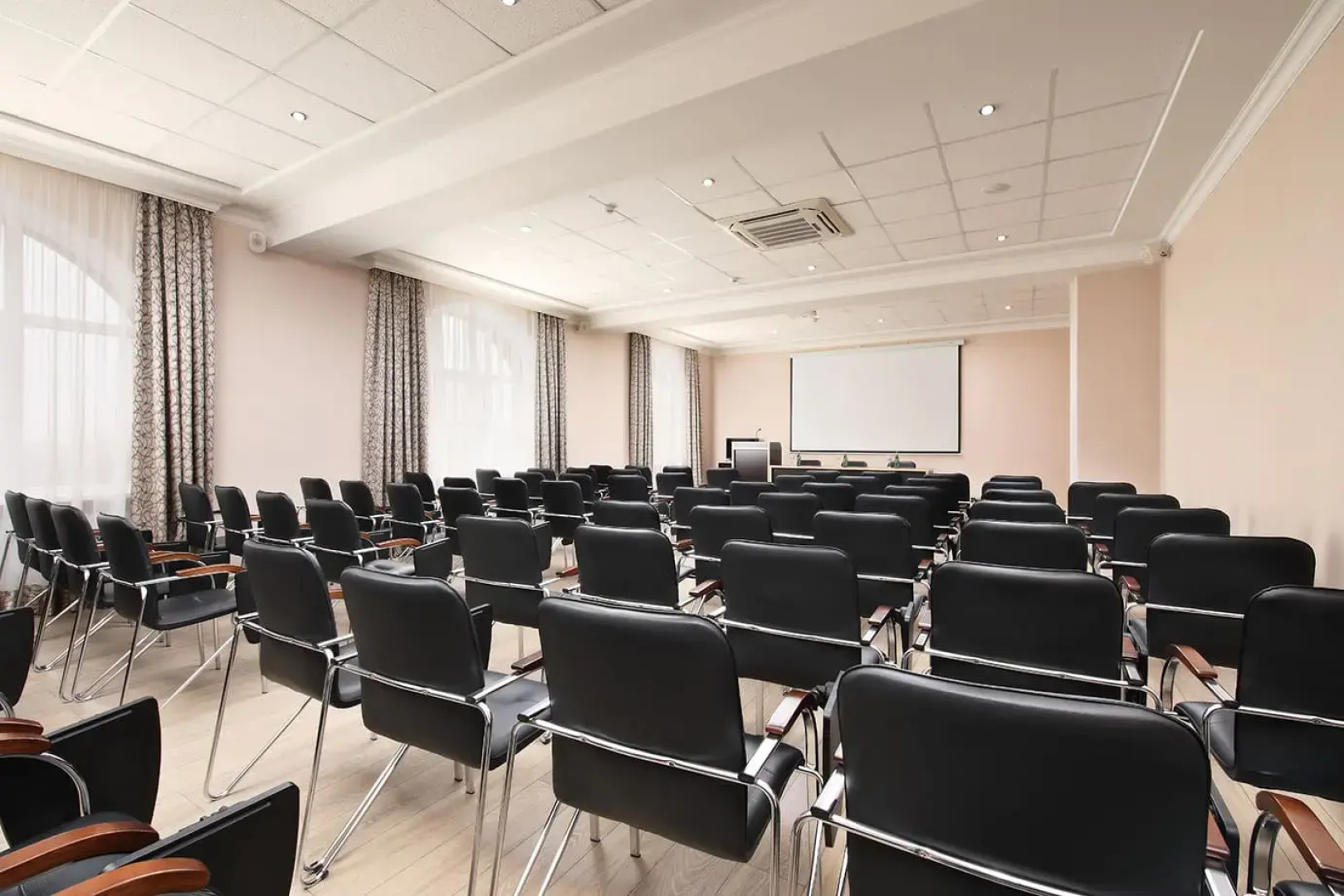 Бизнес-отель Маск