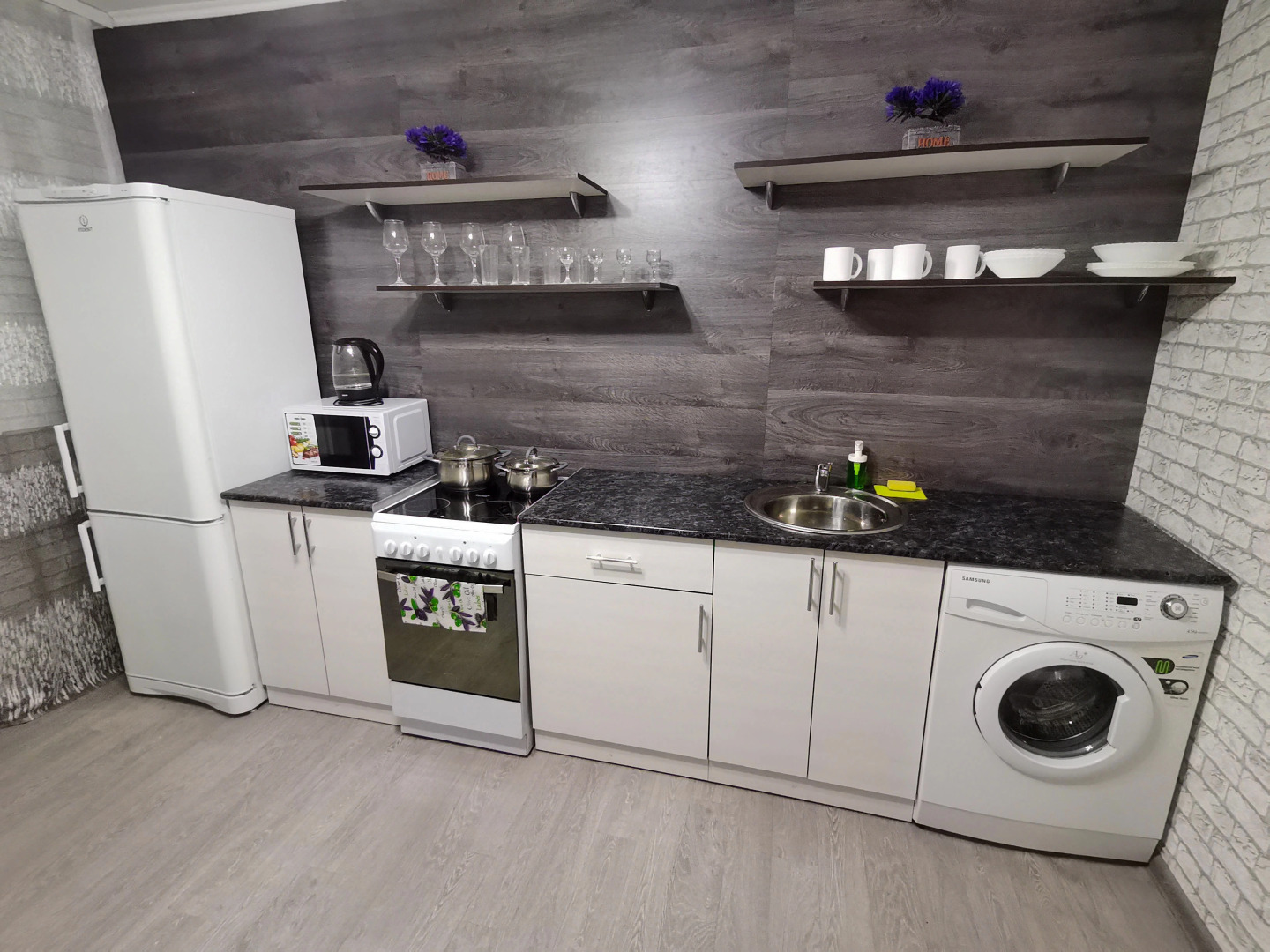 Апартаменты Сутки как дома на Трегубенко 61