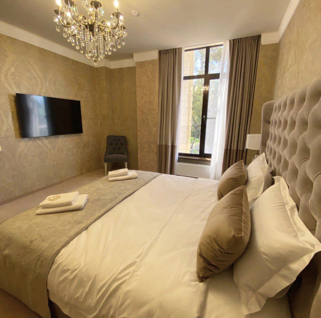 Отель Золотой Дельфин