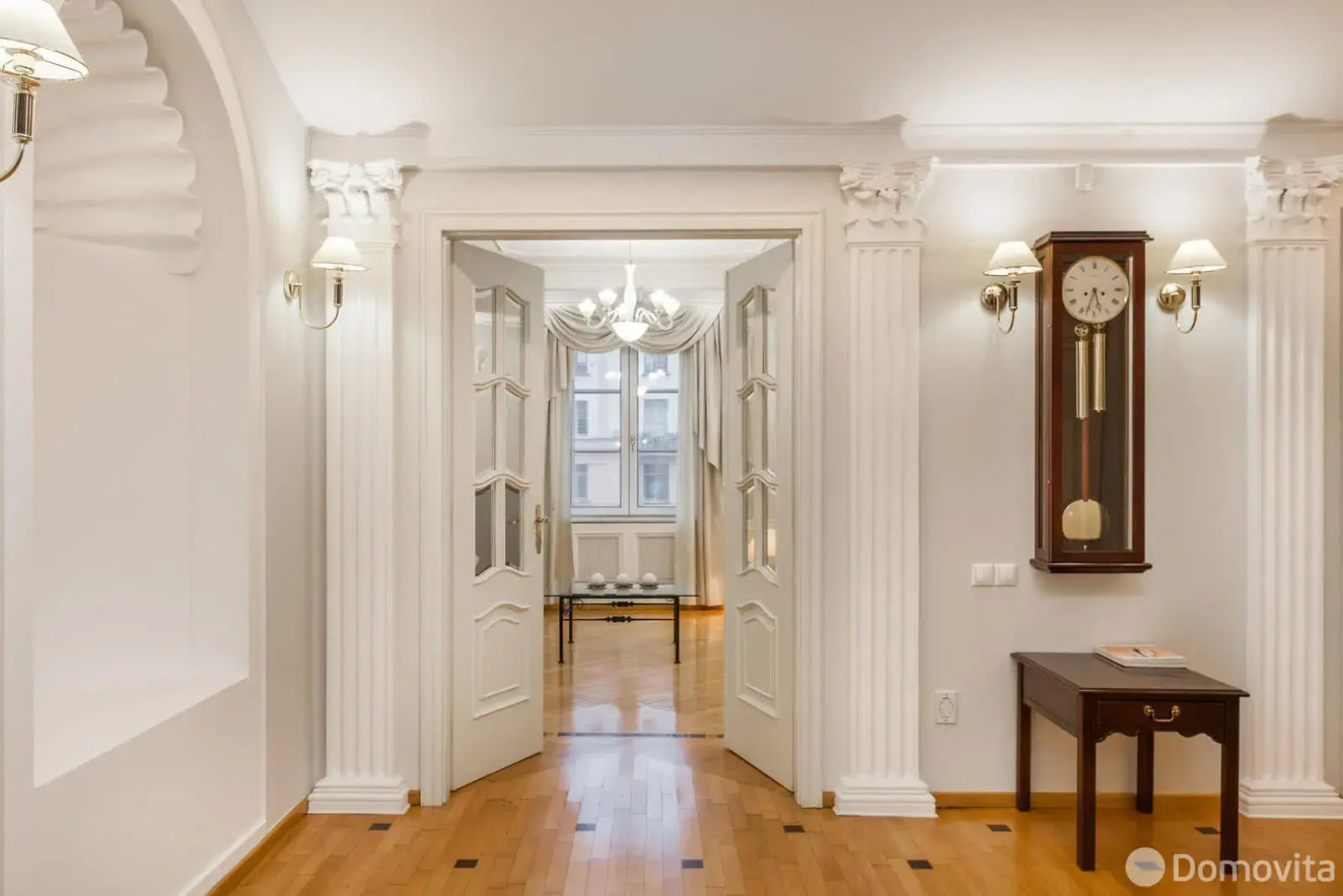 Апартаменты 5-комнатные HomeApart пр-т Независимости, 13