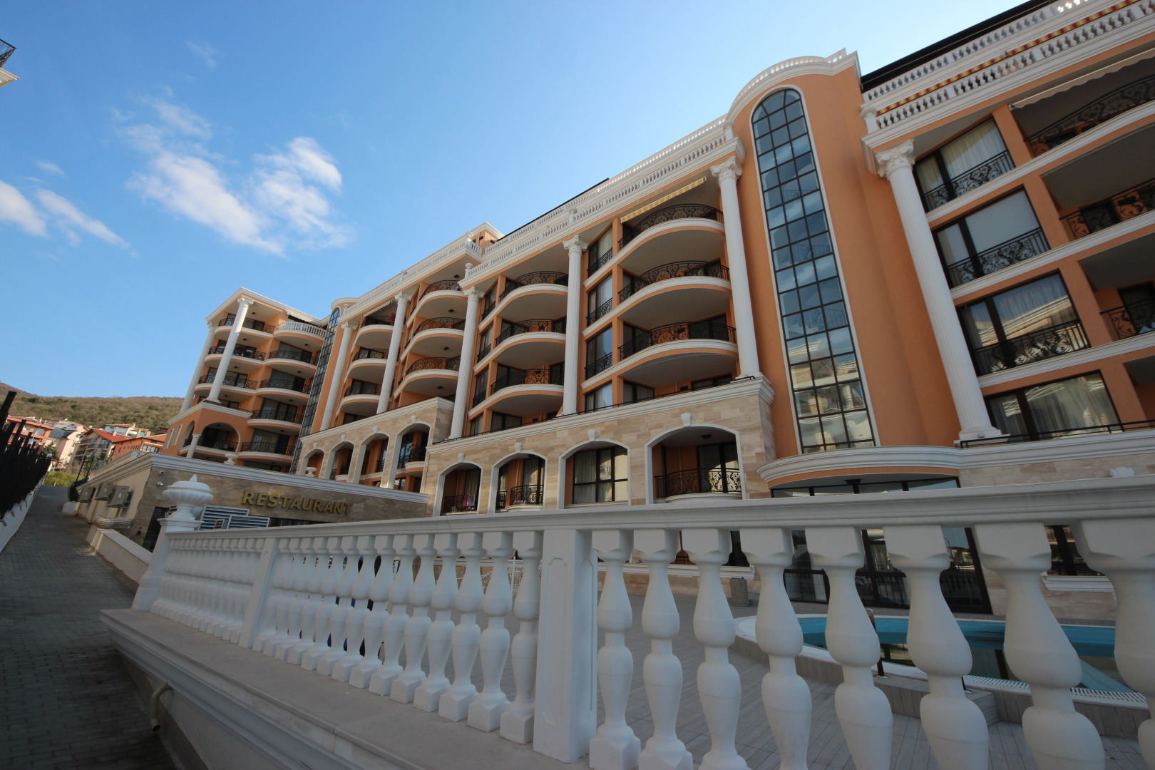 Апарт-отель Admiral-Menada