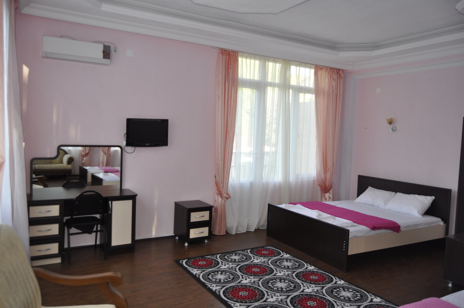 Отель Nine Brothers