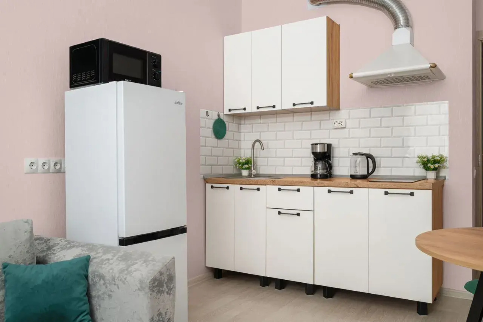 Квартира на бeрегу oзepа