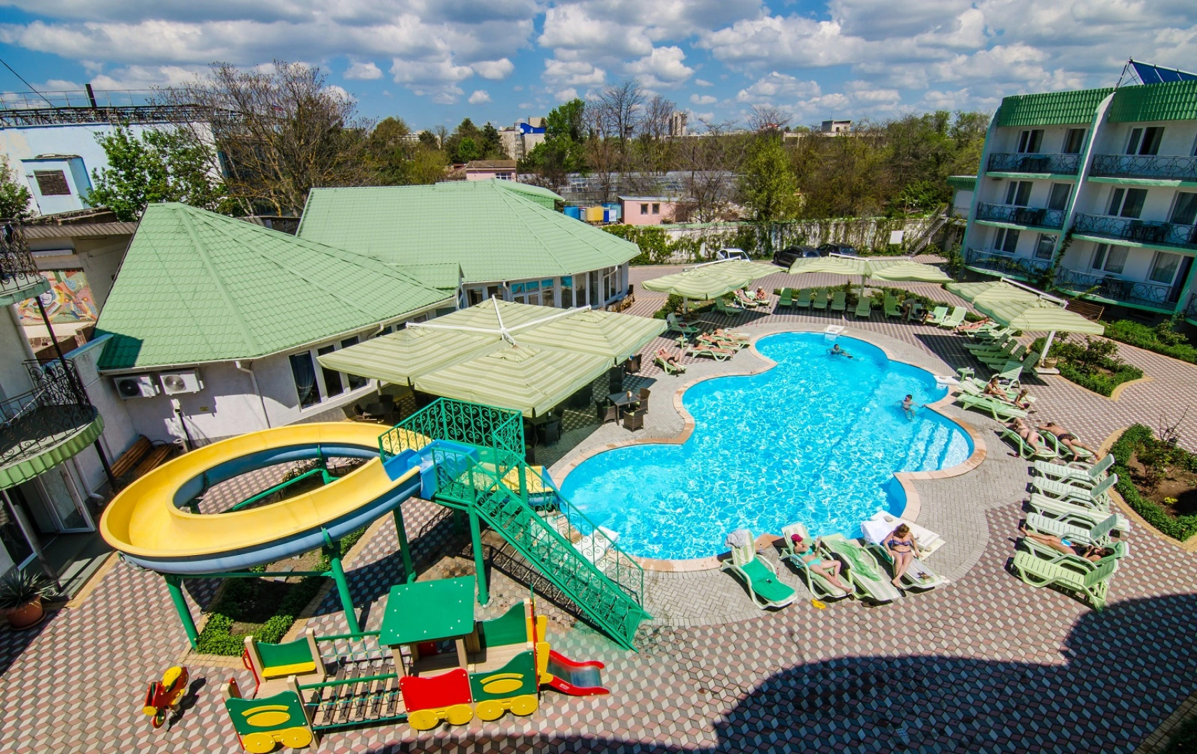 Отель Лиана