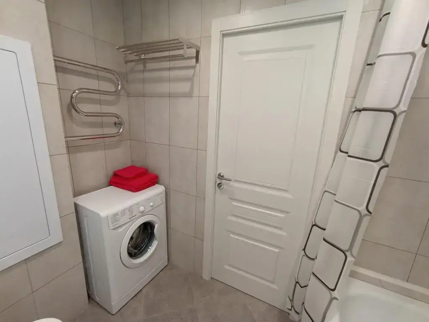 Апартаменты 1-комнатные сети «Все в гости» на ул.Кузнецова 97А на 4 этаже