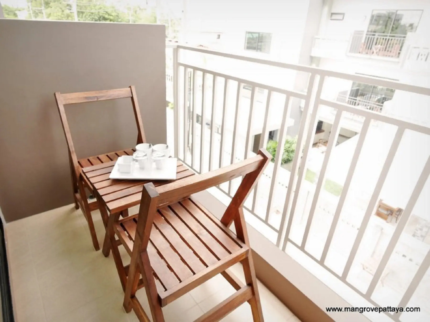 Отель The Mangrove