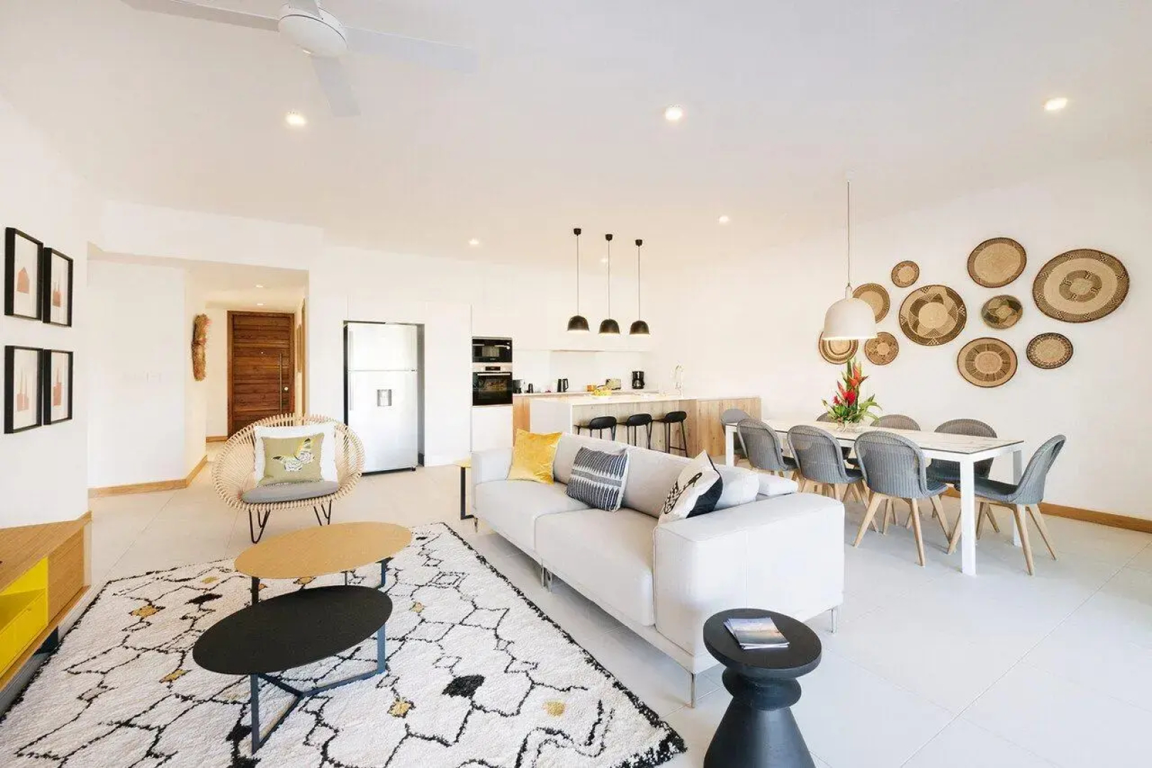 Mythic Suites & Villas