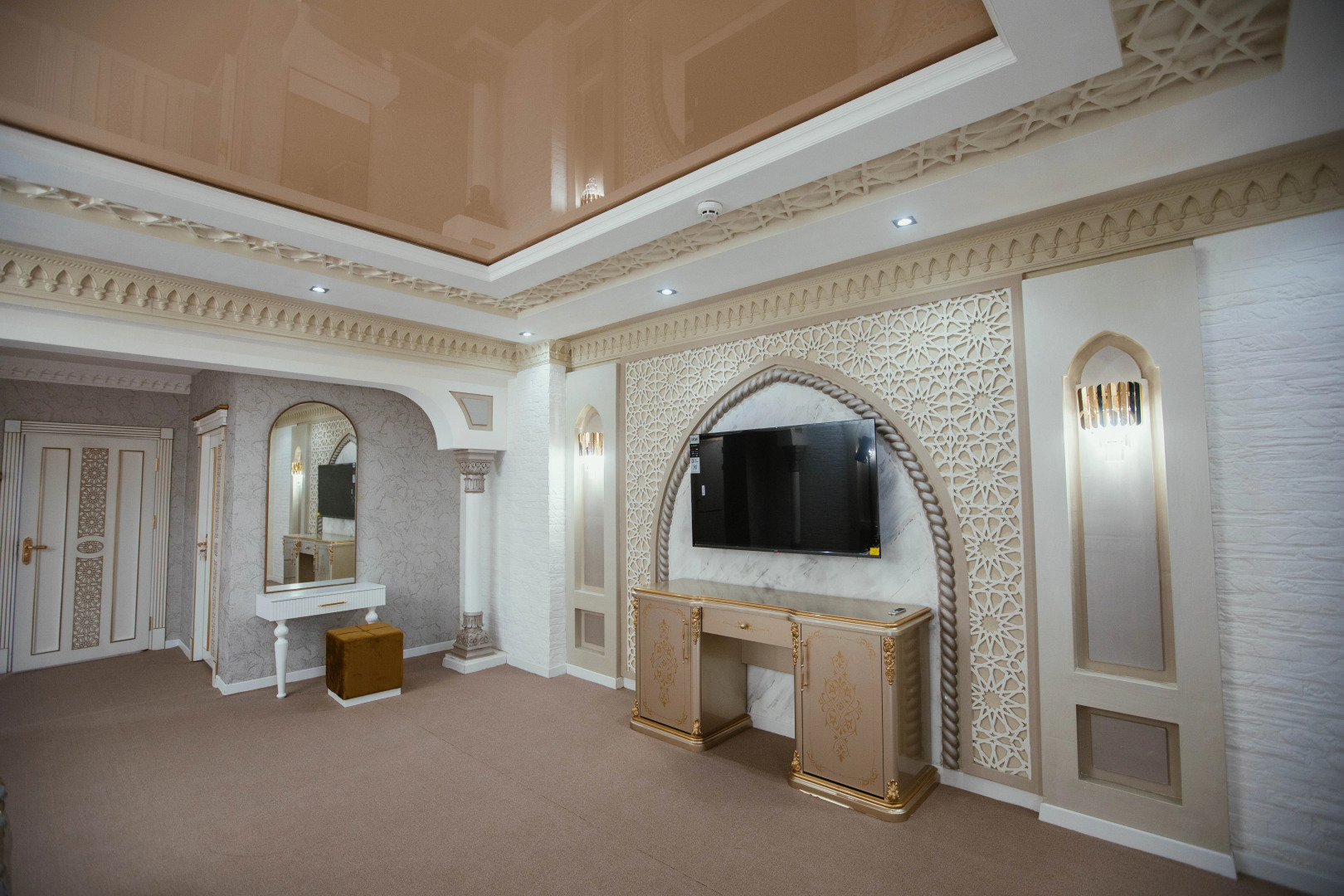 Отель Antalya Grand Palace