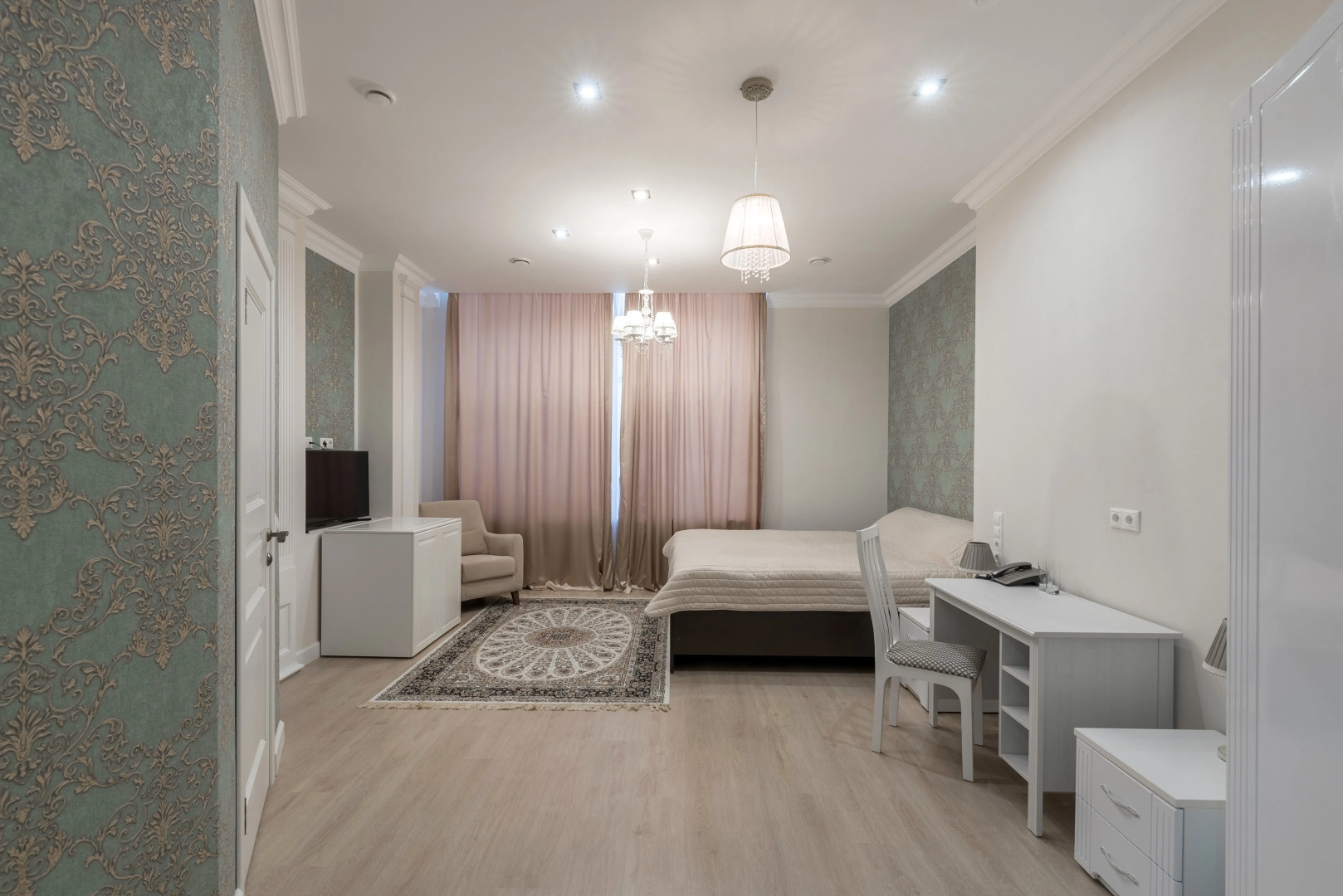 Отель Welcome House