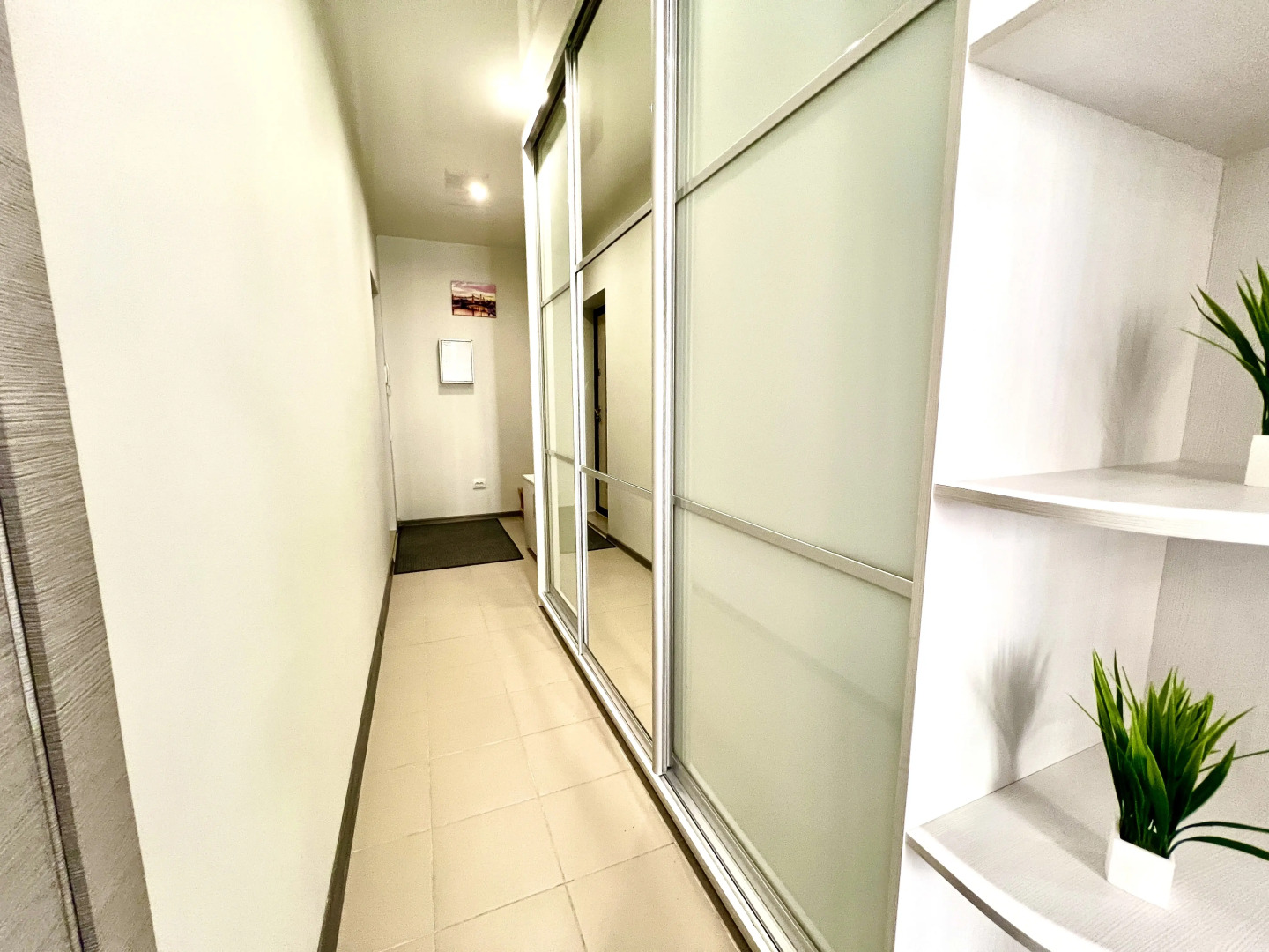 Уютные Апартаменты в ЖК Радужный Люкс (ул. Солнечная 18)