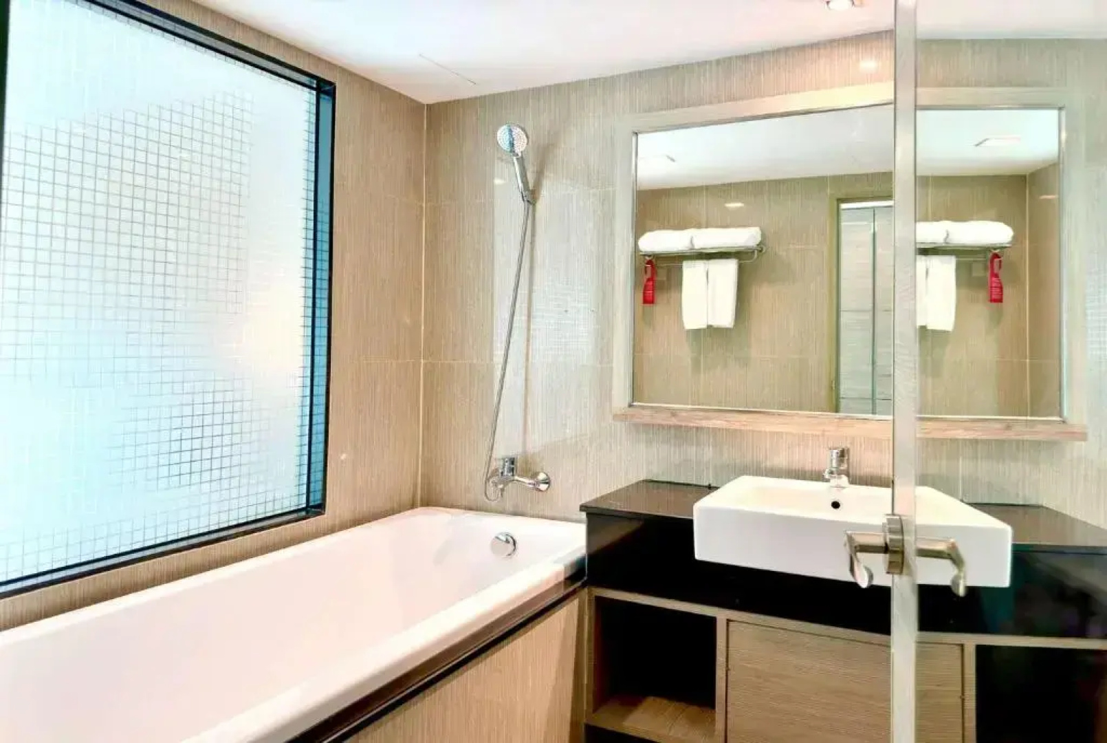 Ramada Sukhumvit Soi Eleven