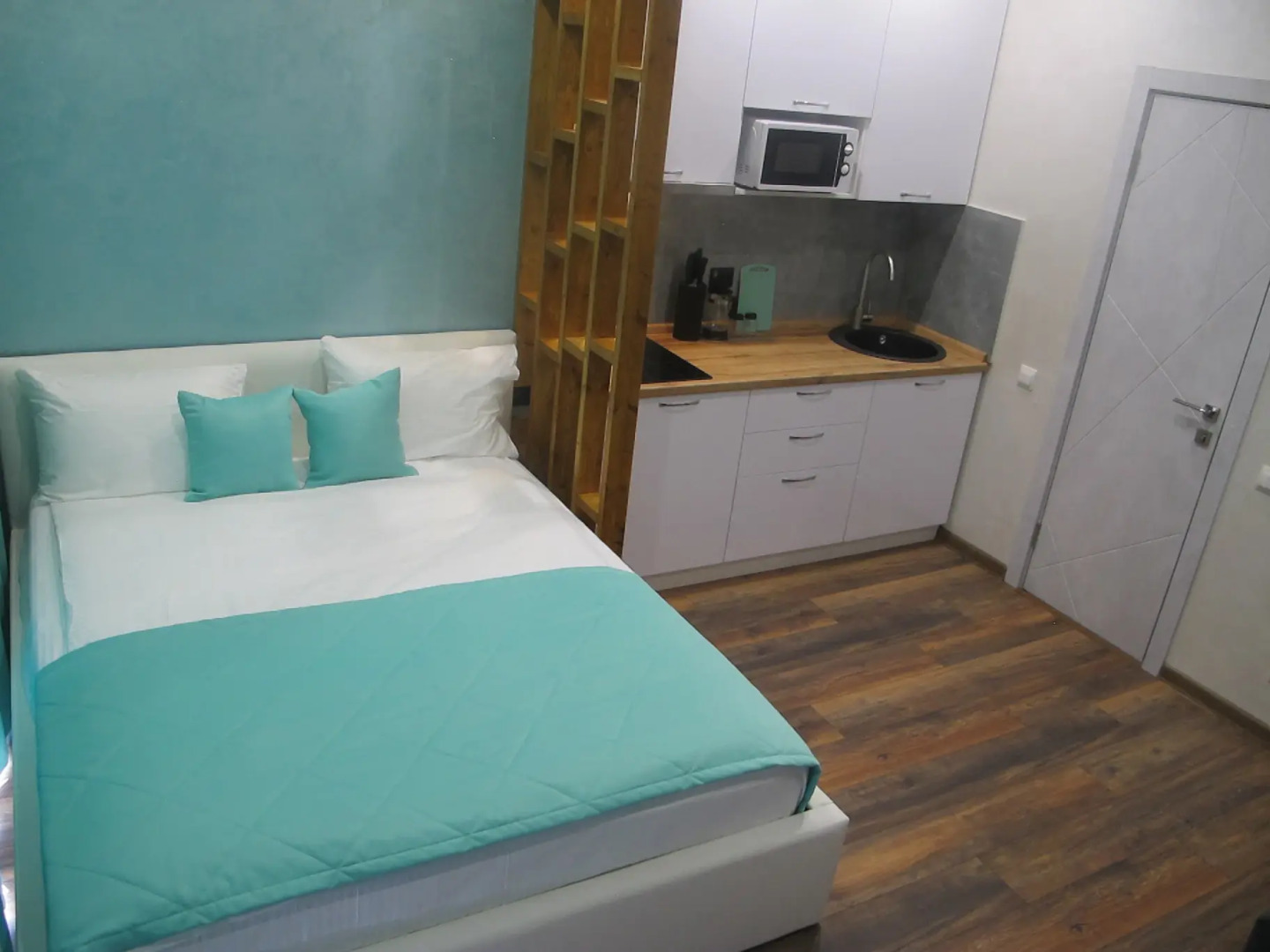 Апартаменты Воскресенская 14/1