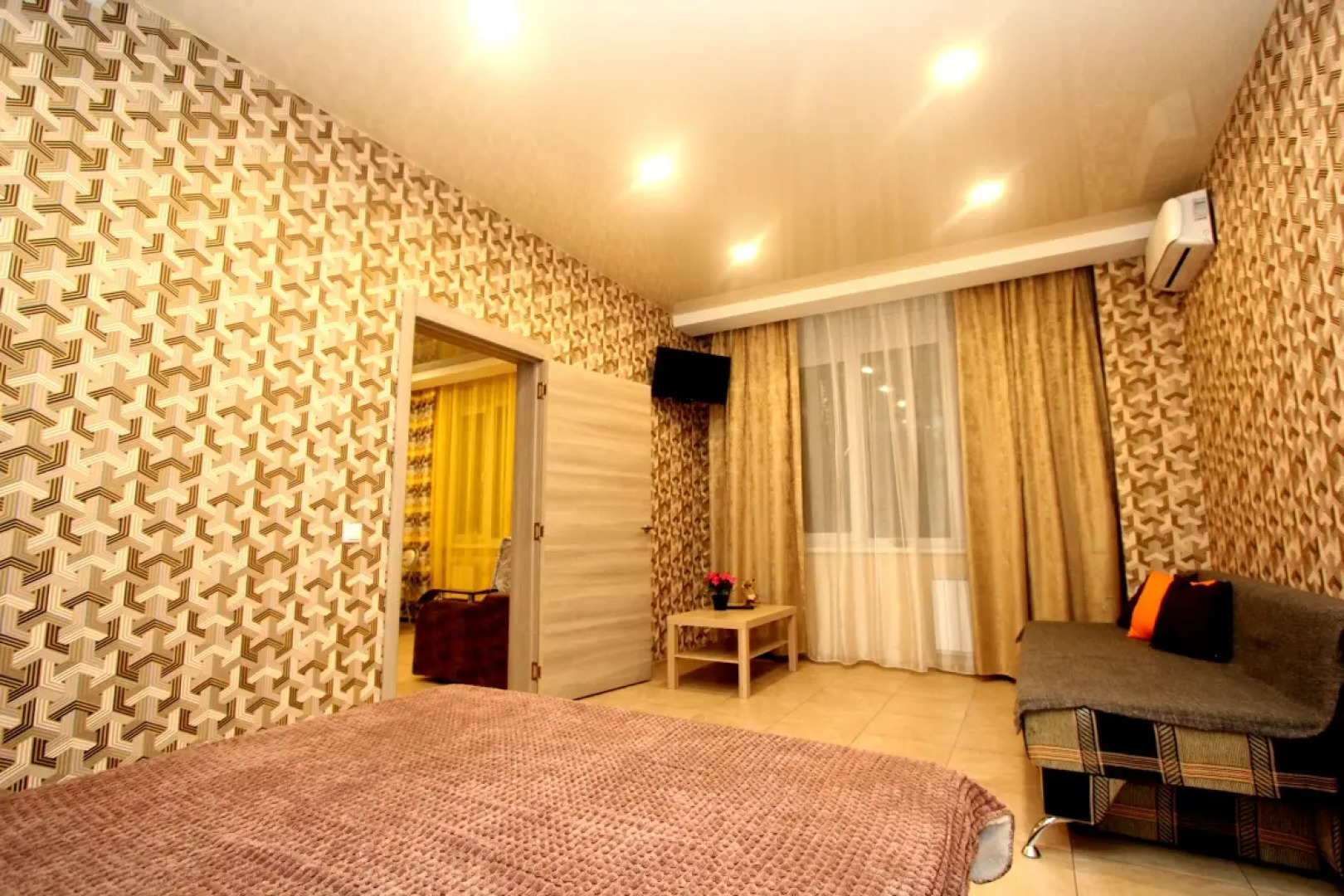 Апартаменты Глобус на Крестинского 35 (2)