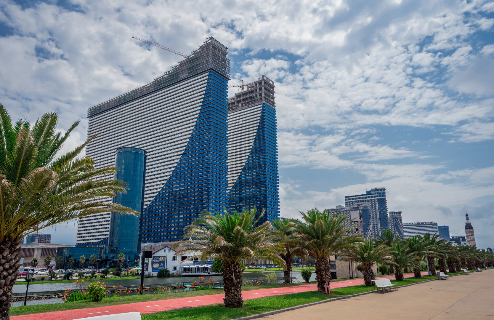 Апарт-отель Orbi City Hotel Official