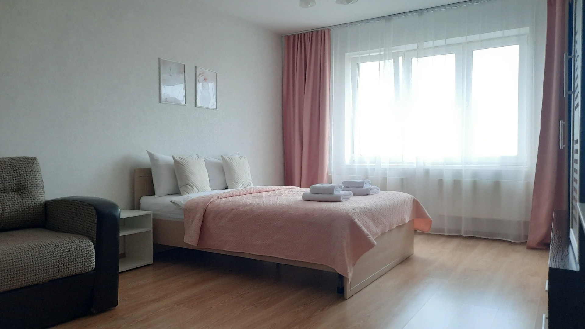 Апартаменты Sky Apart Рядом с Метро Чкаловская