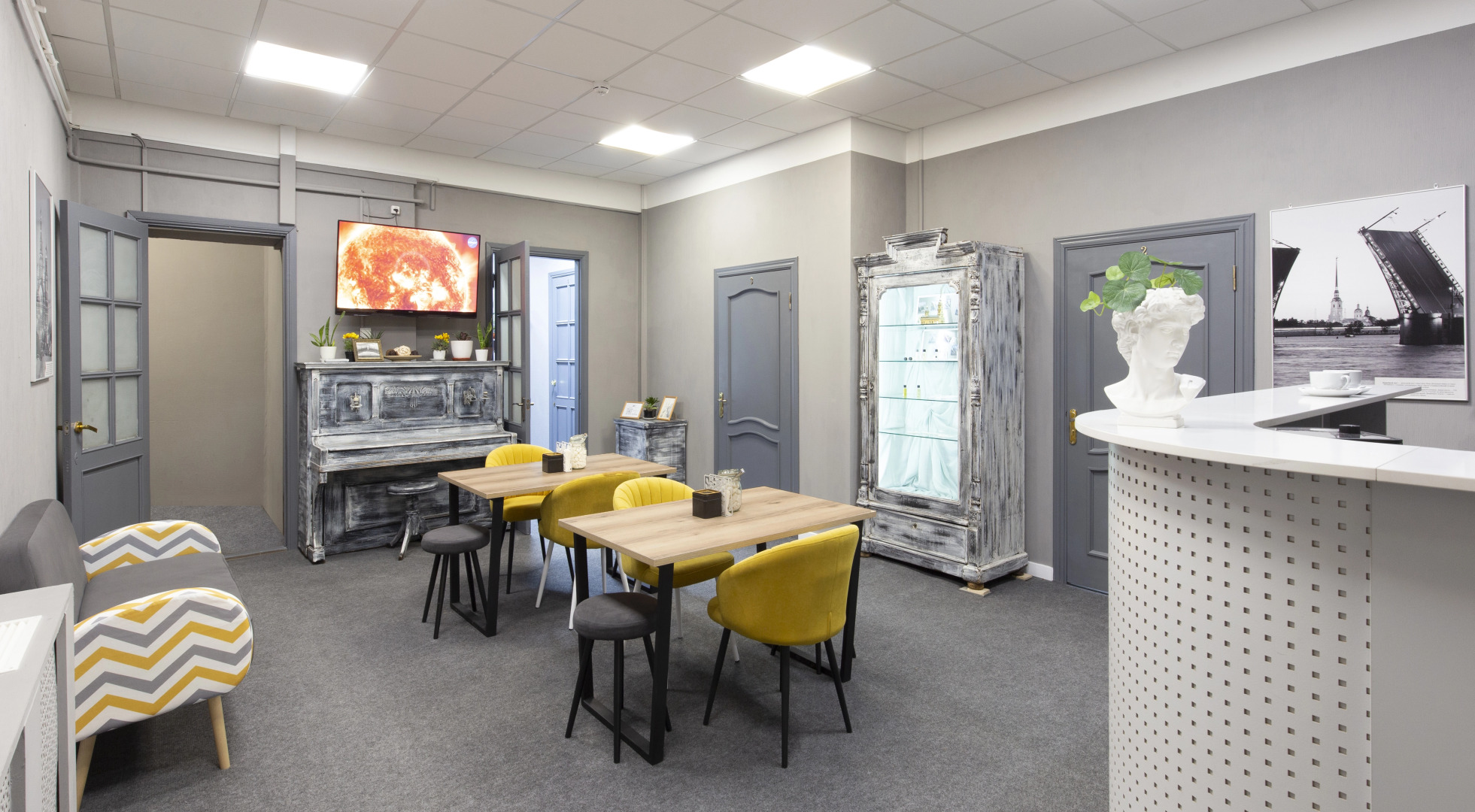 Отель Лопатин Невский 100