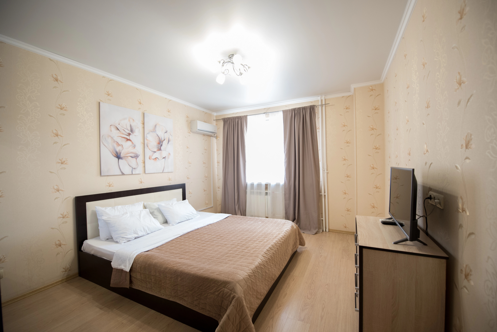 Апартаменты Smile Apartments 2х комнатные в самом центре Западного жилмассива