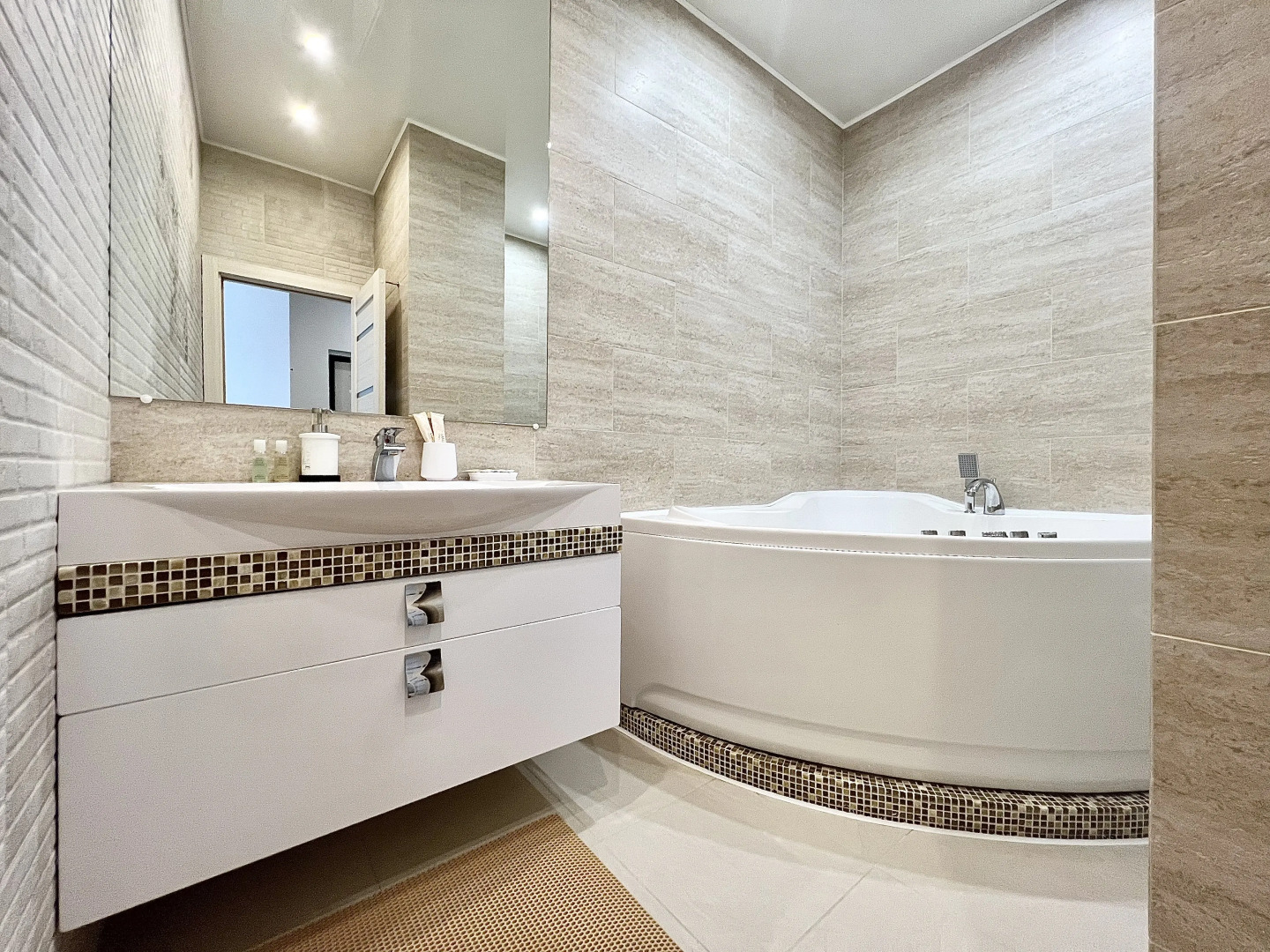 Апартаменты Дизайн студия у ТЦ Армада