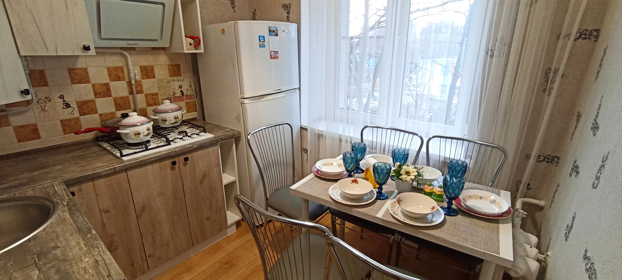 Апартаменты Центр Города, три комнаты