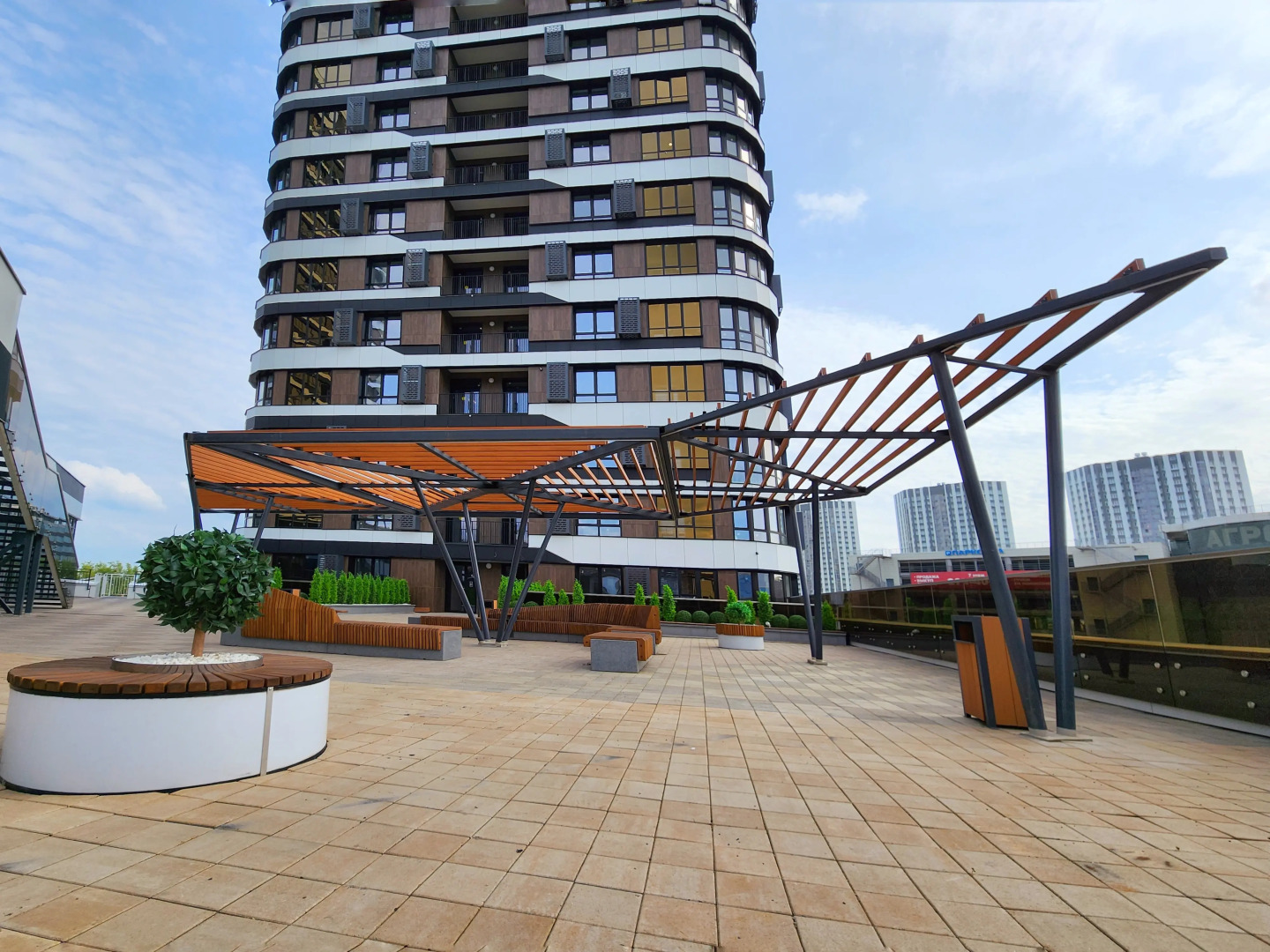 Апартаменты Comfort Home Вип в Метрополис