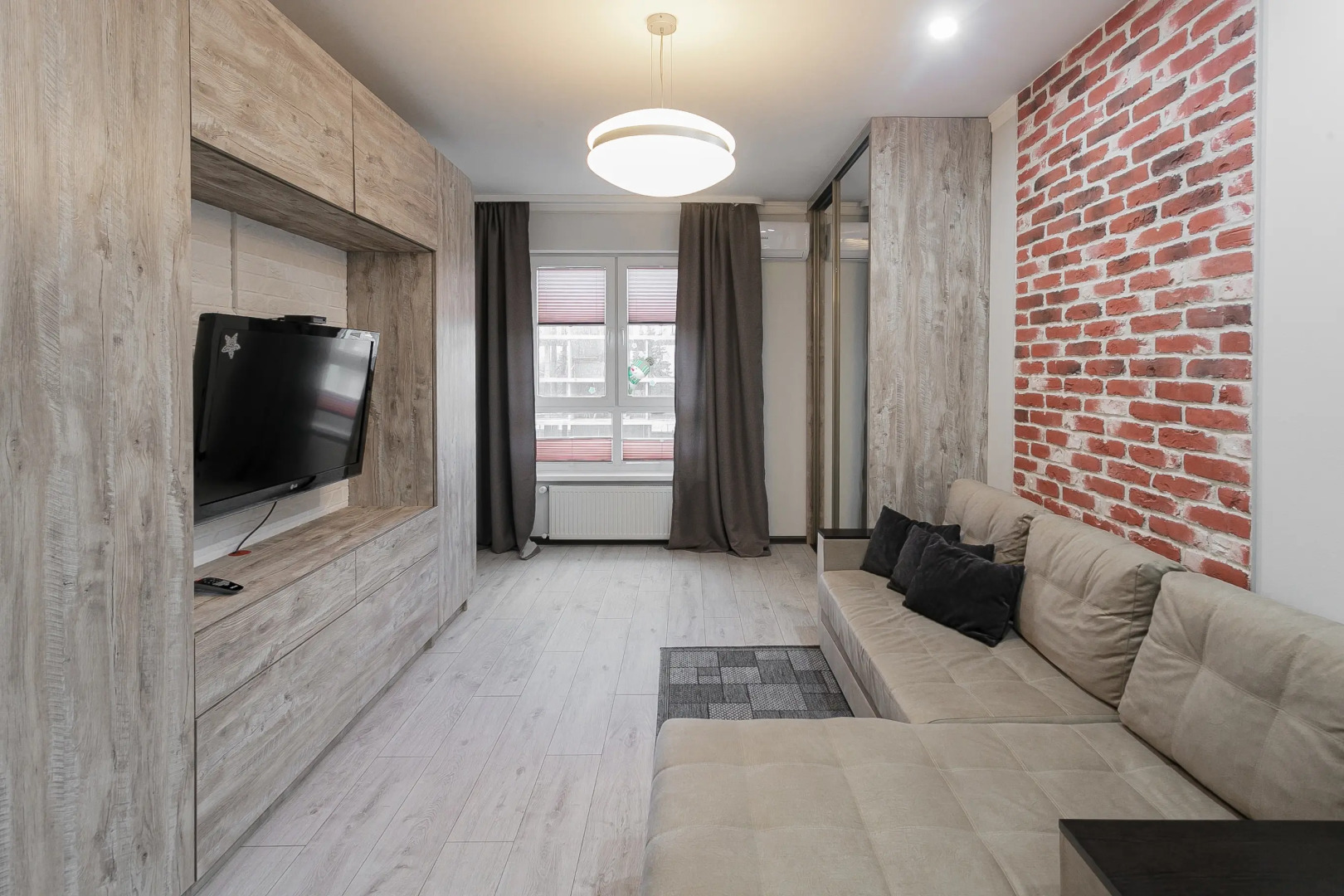 Апартаменты Рядом с Площадью Василевского