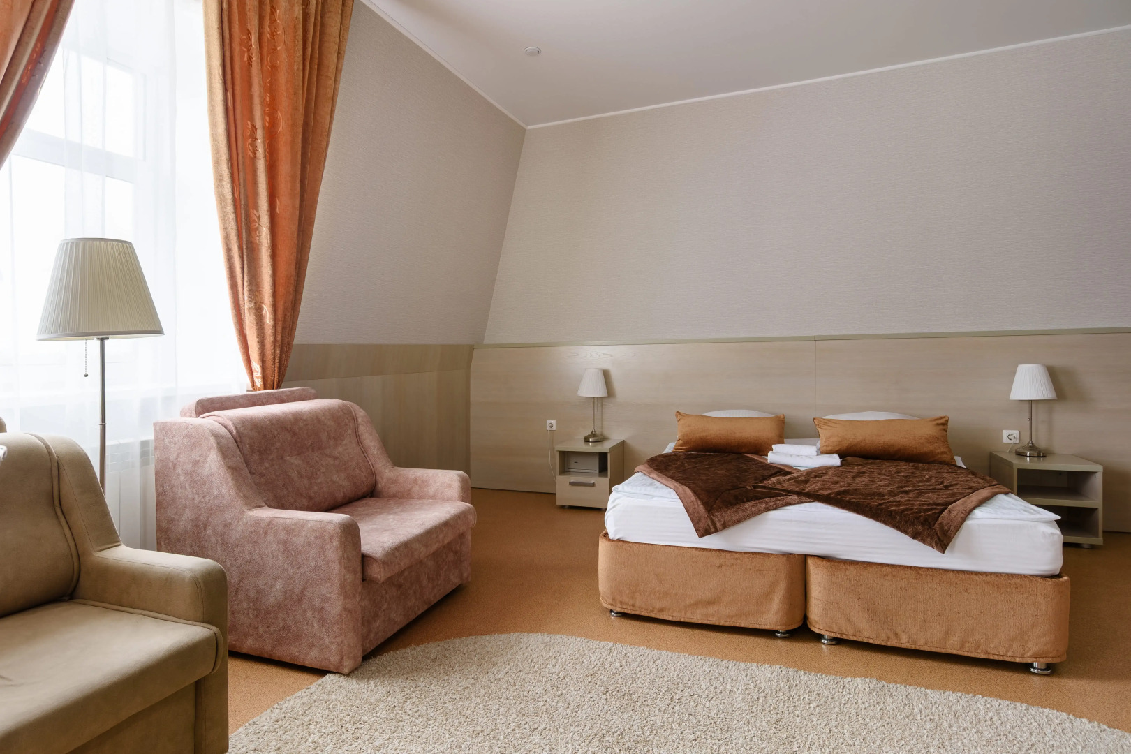 Гостиница Атом