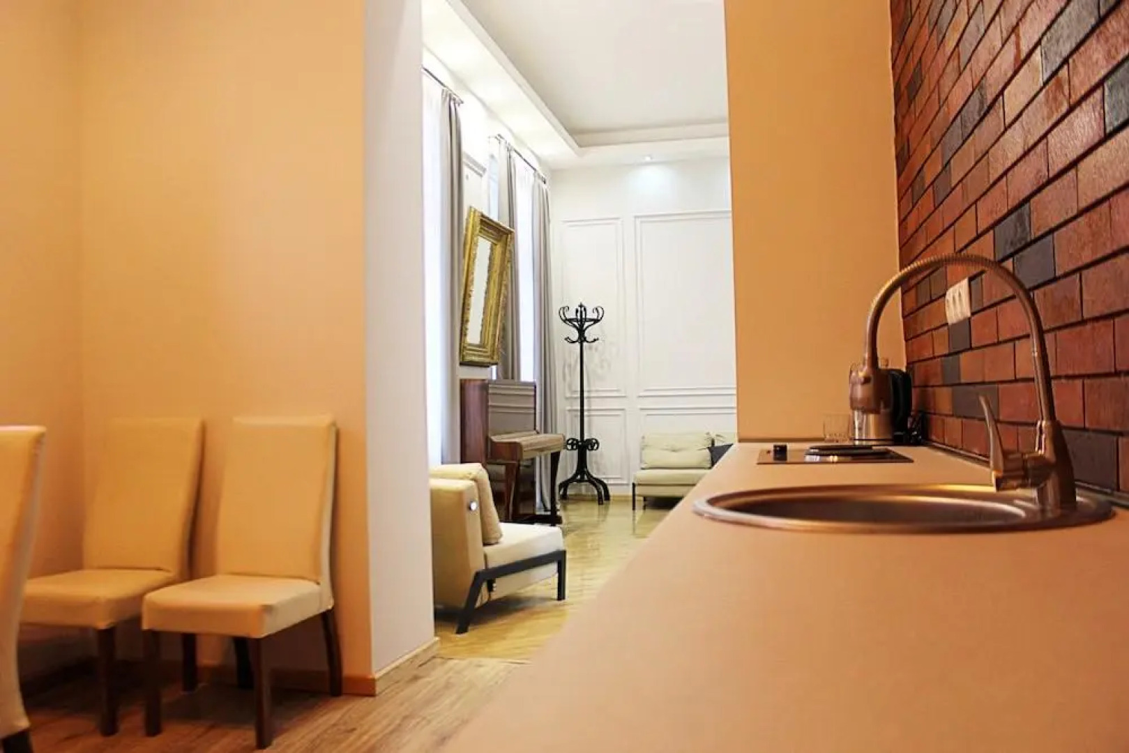 Отель Old Tbilisi Rooms 38