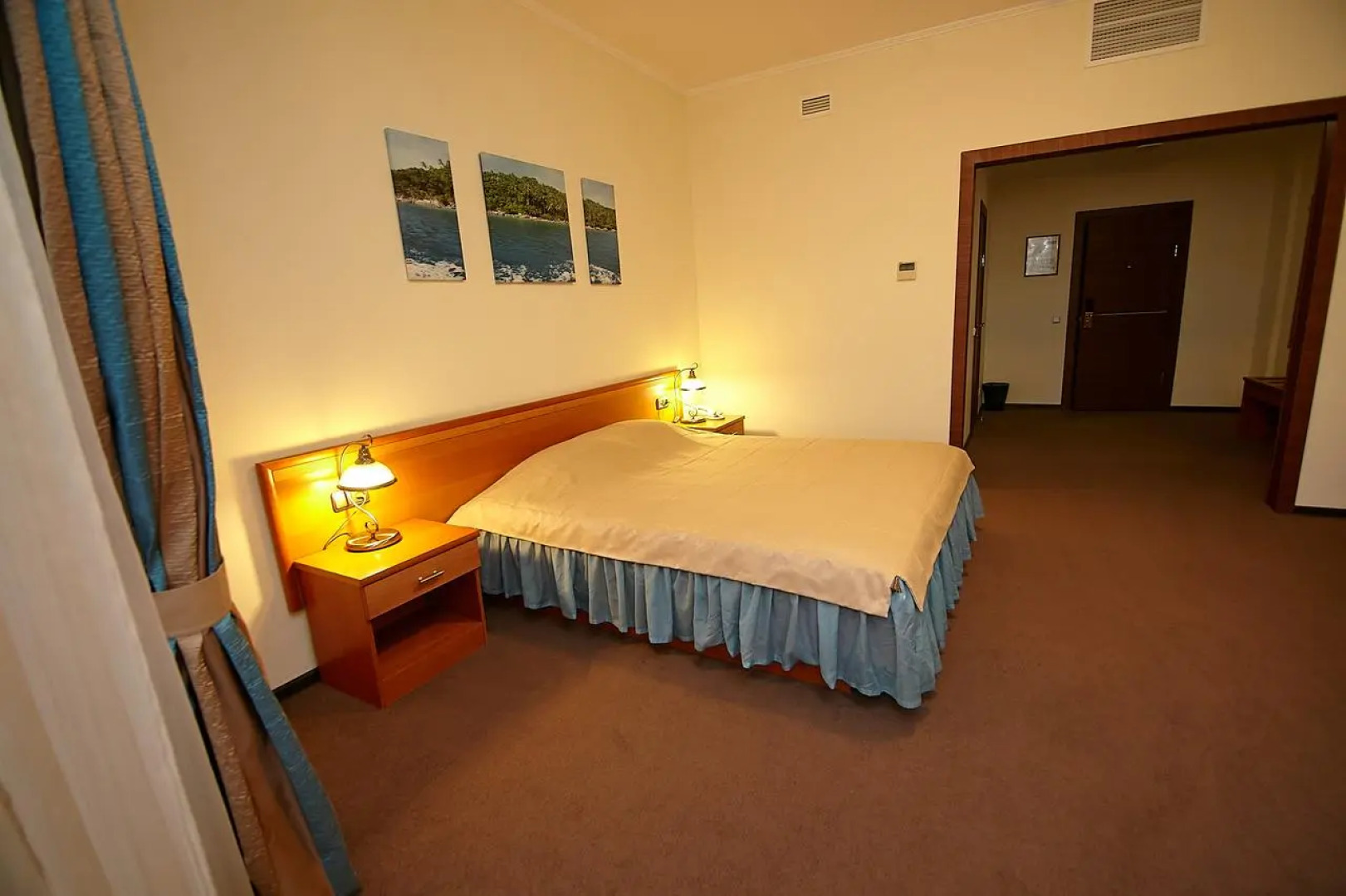 Отель Лагуна