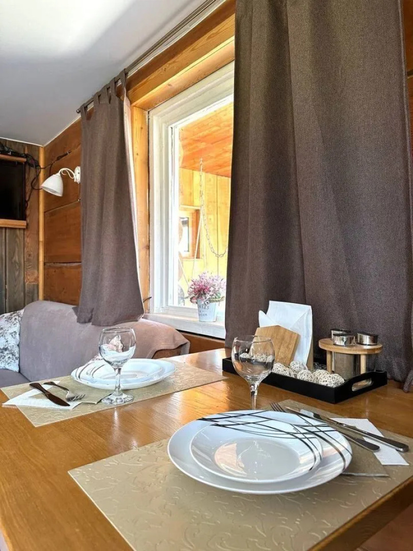 Частный дом Байкальский дворик на  Ангарской 17В